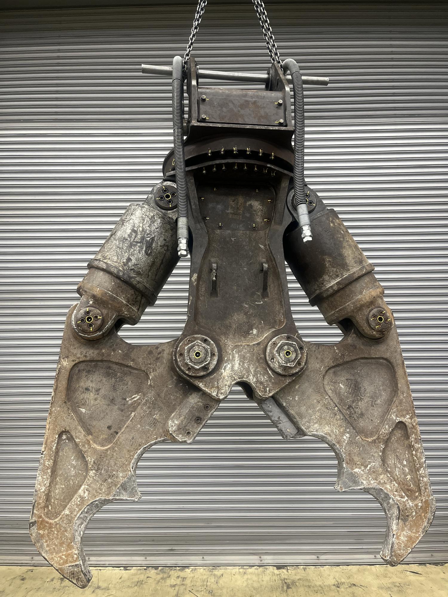 タグチ認定中古 ツインシリンダ　D大割機　20～22ton　D-211A