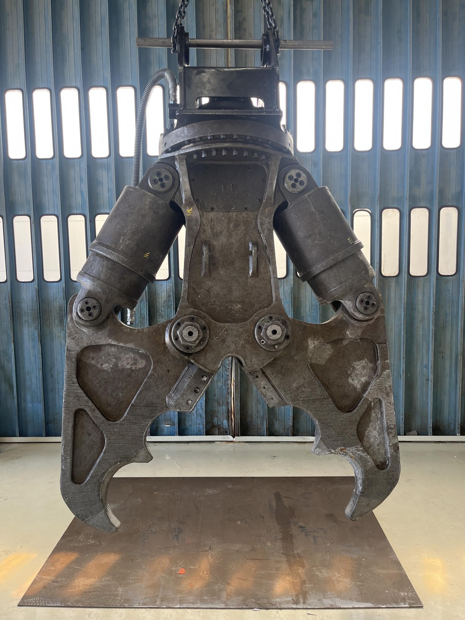 タグチ認定中古 ツインシリンダ　D大割機　20～22ton　D-211A