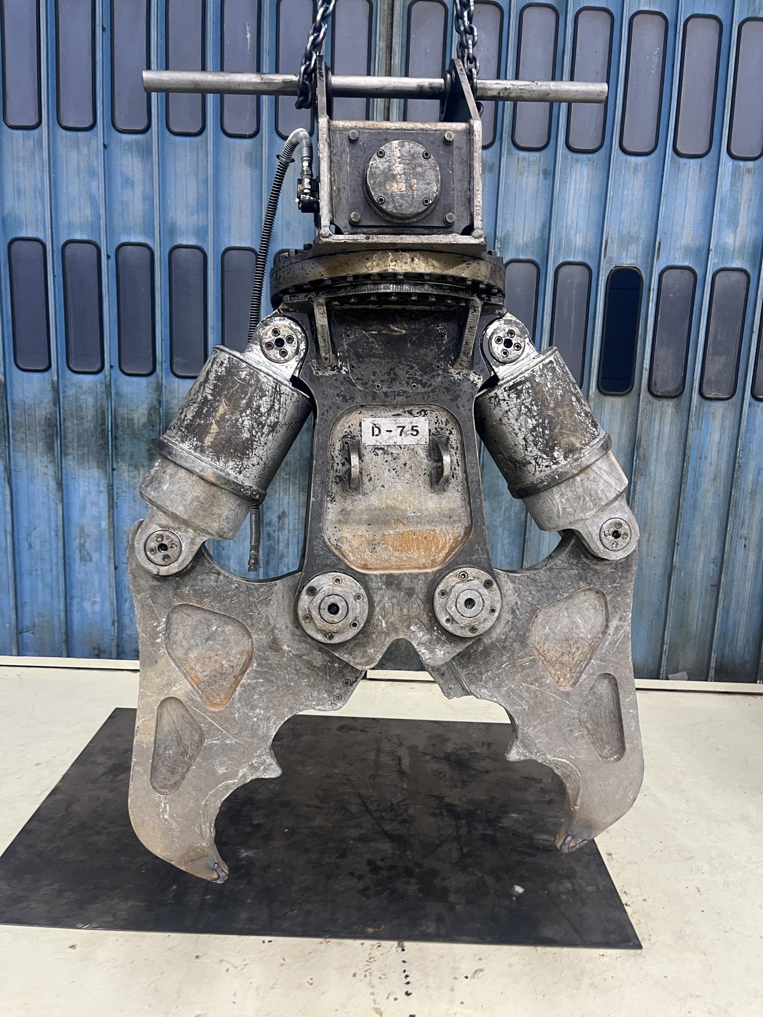 タグチ認定中古 ツインシリンダ　D大割機　自動・油圧旋回式　6～8ton　D-75AS