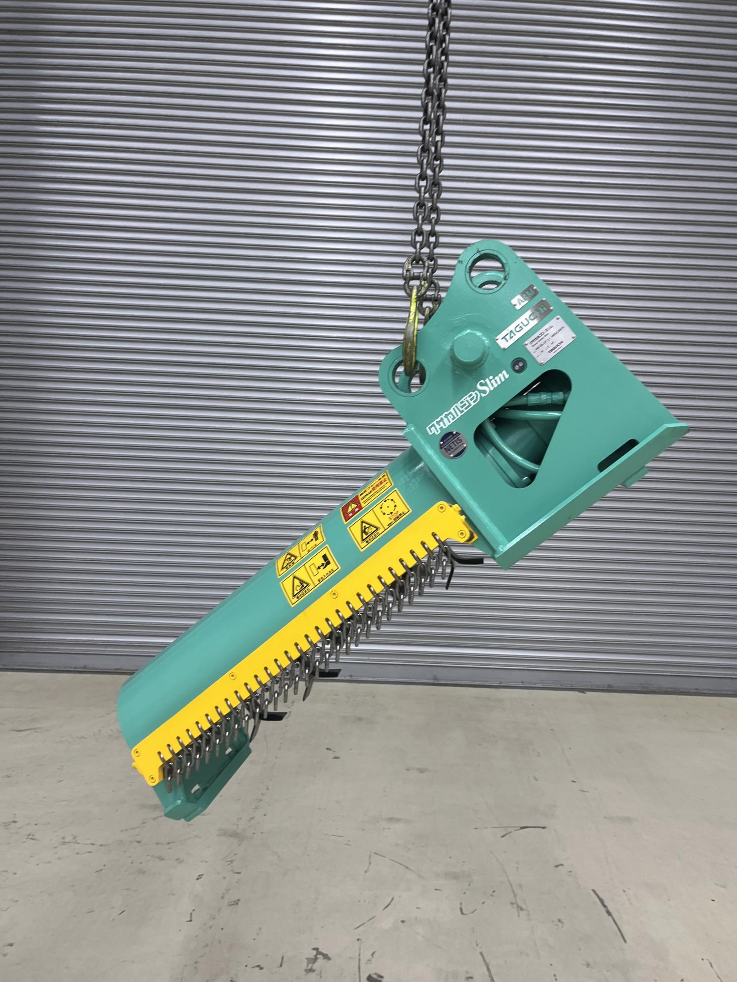 タグチ認定中古 雑木&草刈り機　クサカルゴン　3～4ton　HM-32L-2P