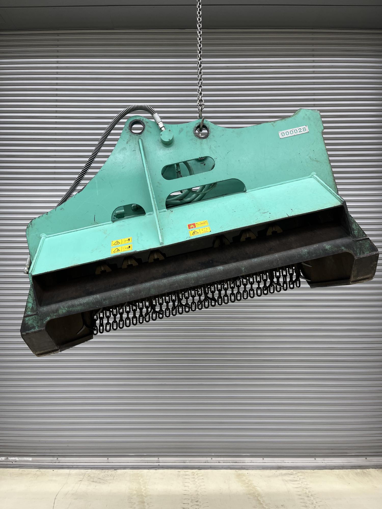 タグチ認定中古 雑木&草刈り機　クサカルゴン　10～14ton　KS-122