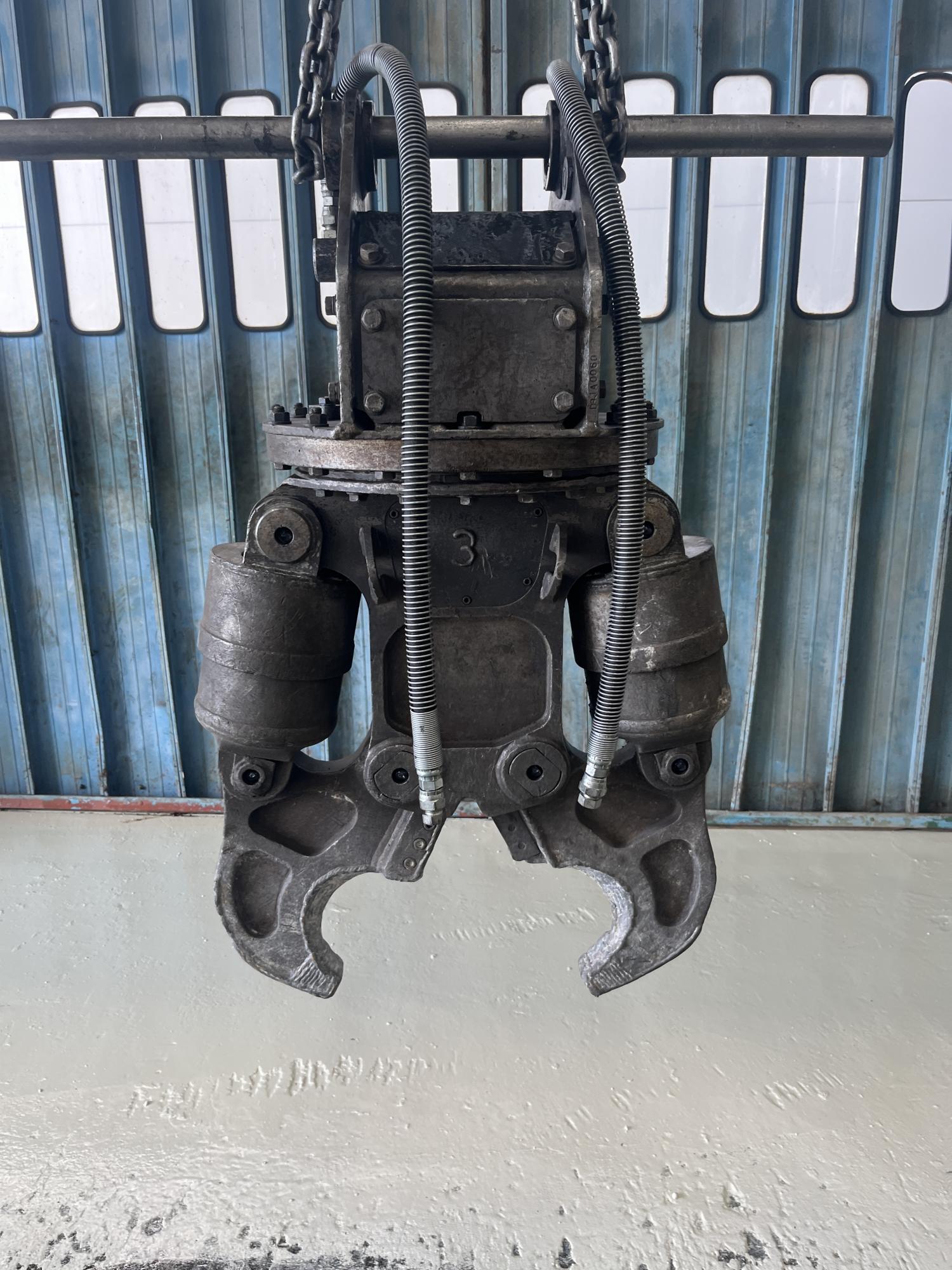 タグチ認定中古 ツインシリンダ　D大割機　3～4ton　D-31A