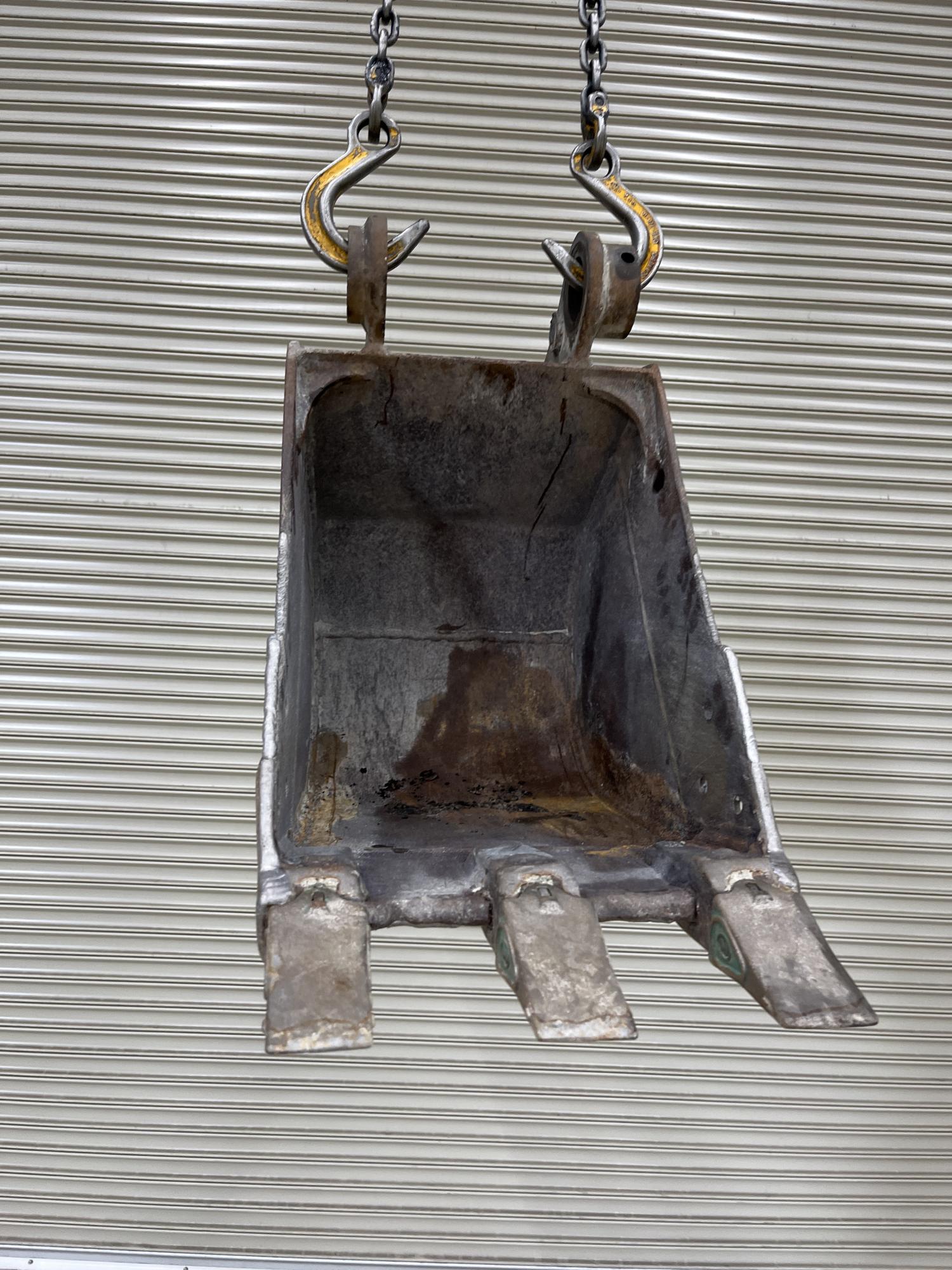タグチ認定中古 狭幅バケット　3～4ton　380幅