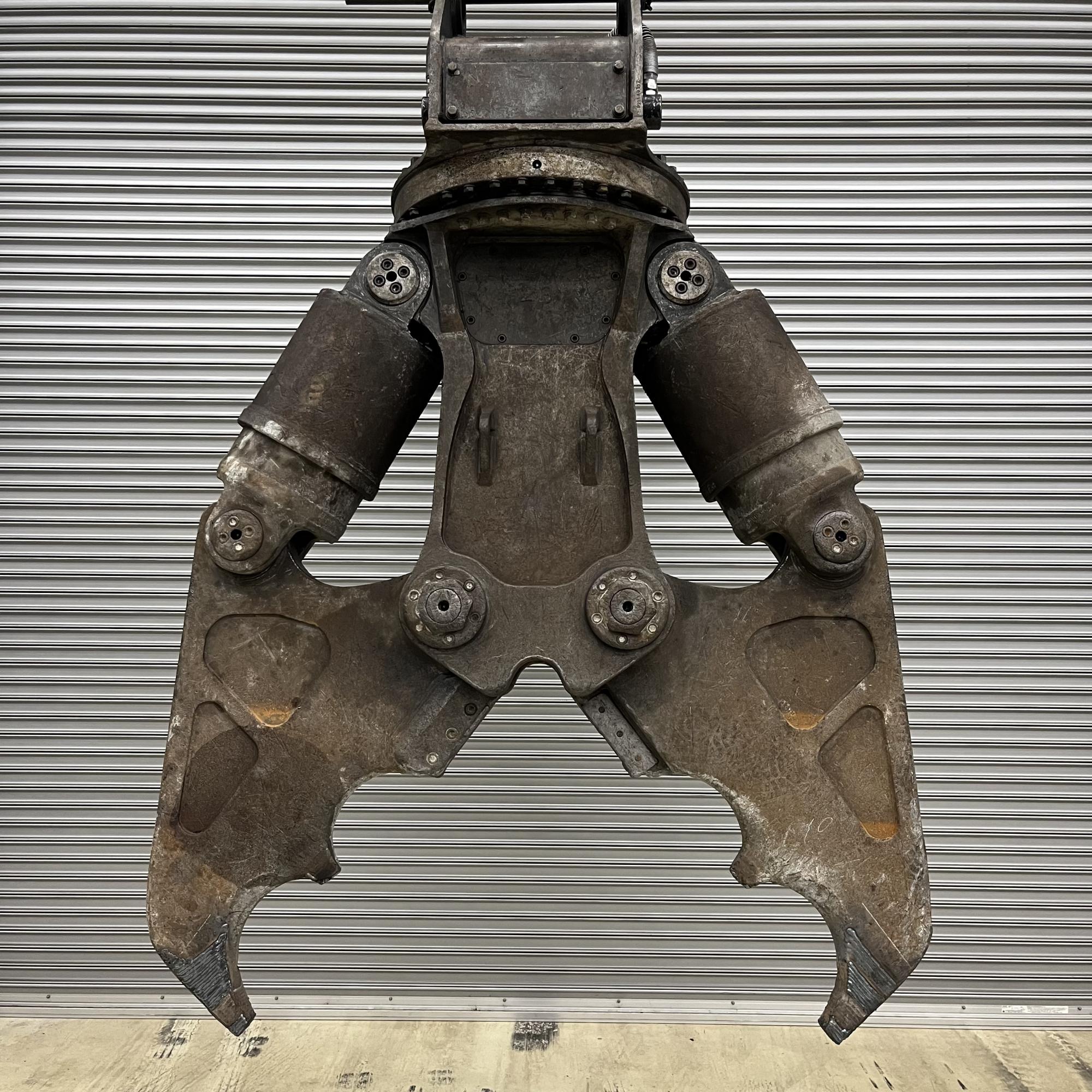 タグチ認定中古 ツインシリンダ　D大割機　20～22ton　D-211A