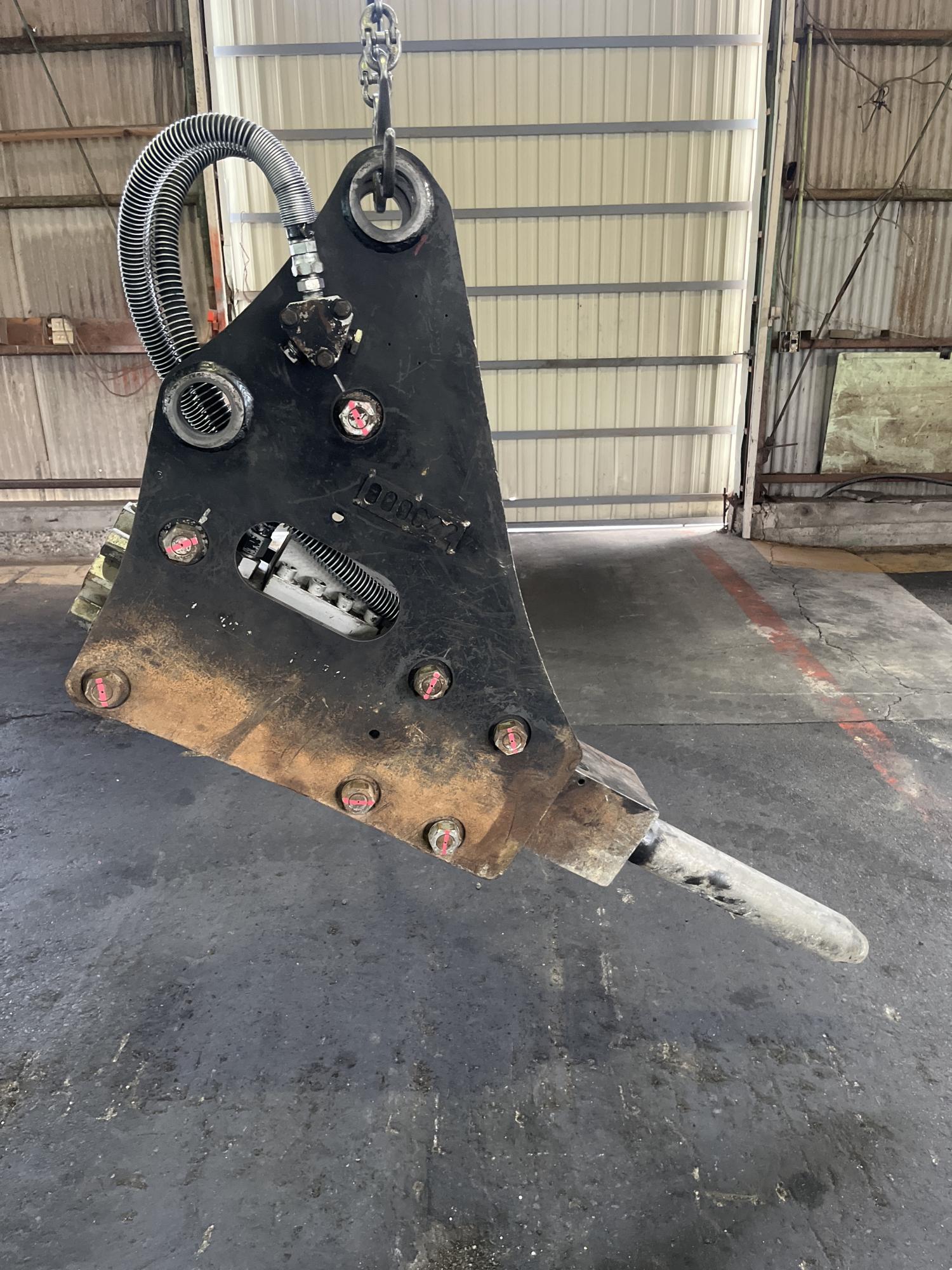 タグチ認定中古 サイドマウント　GBブレーカー　6～8ton　GBS-60