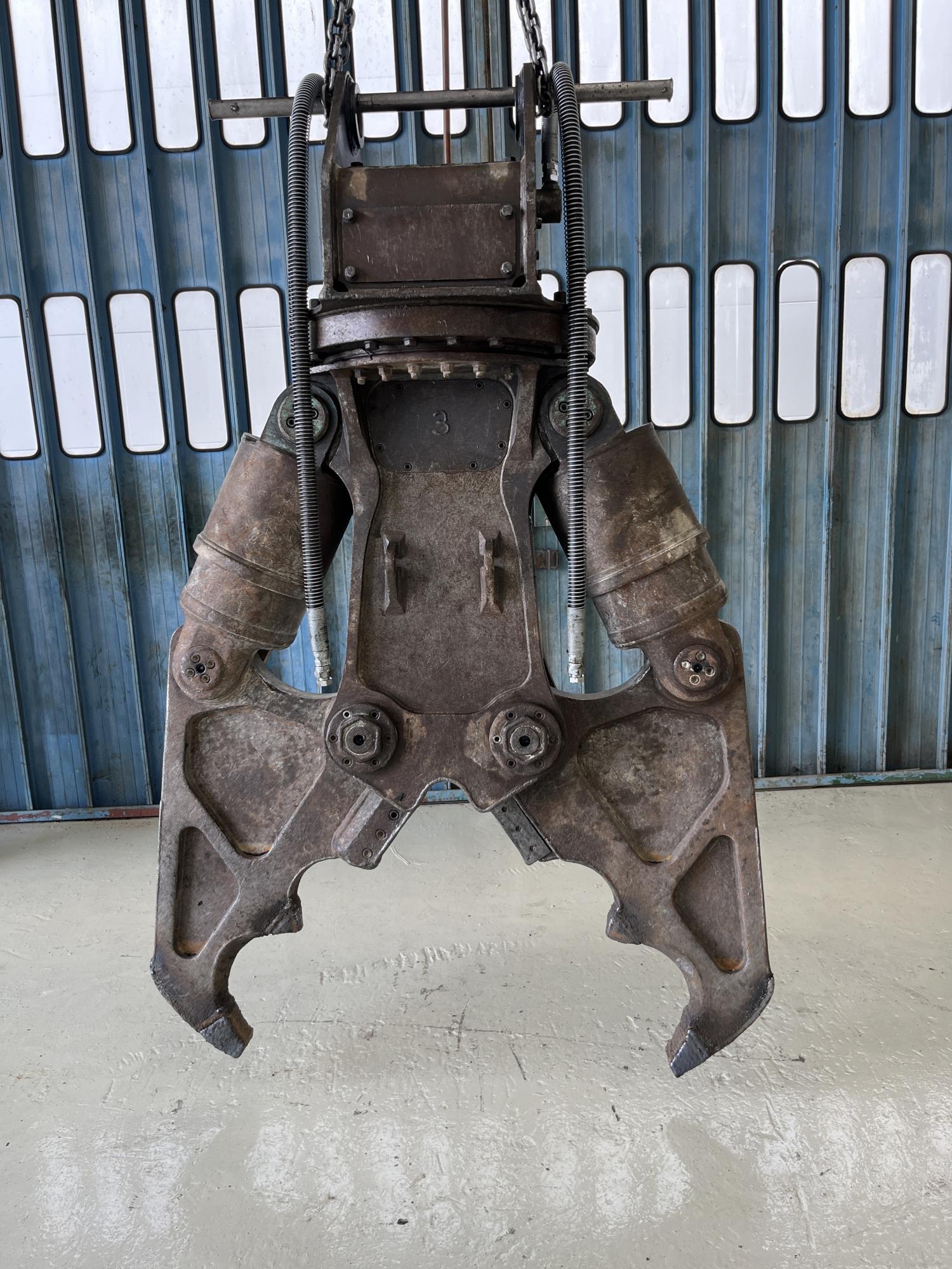 タグチ認定中古 ツインシリンダ　D大割機　10～14ton　D-131A