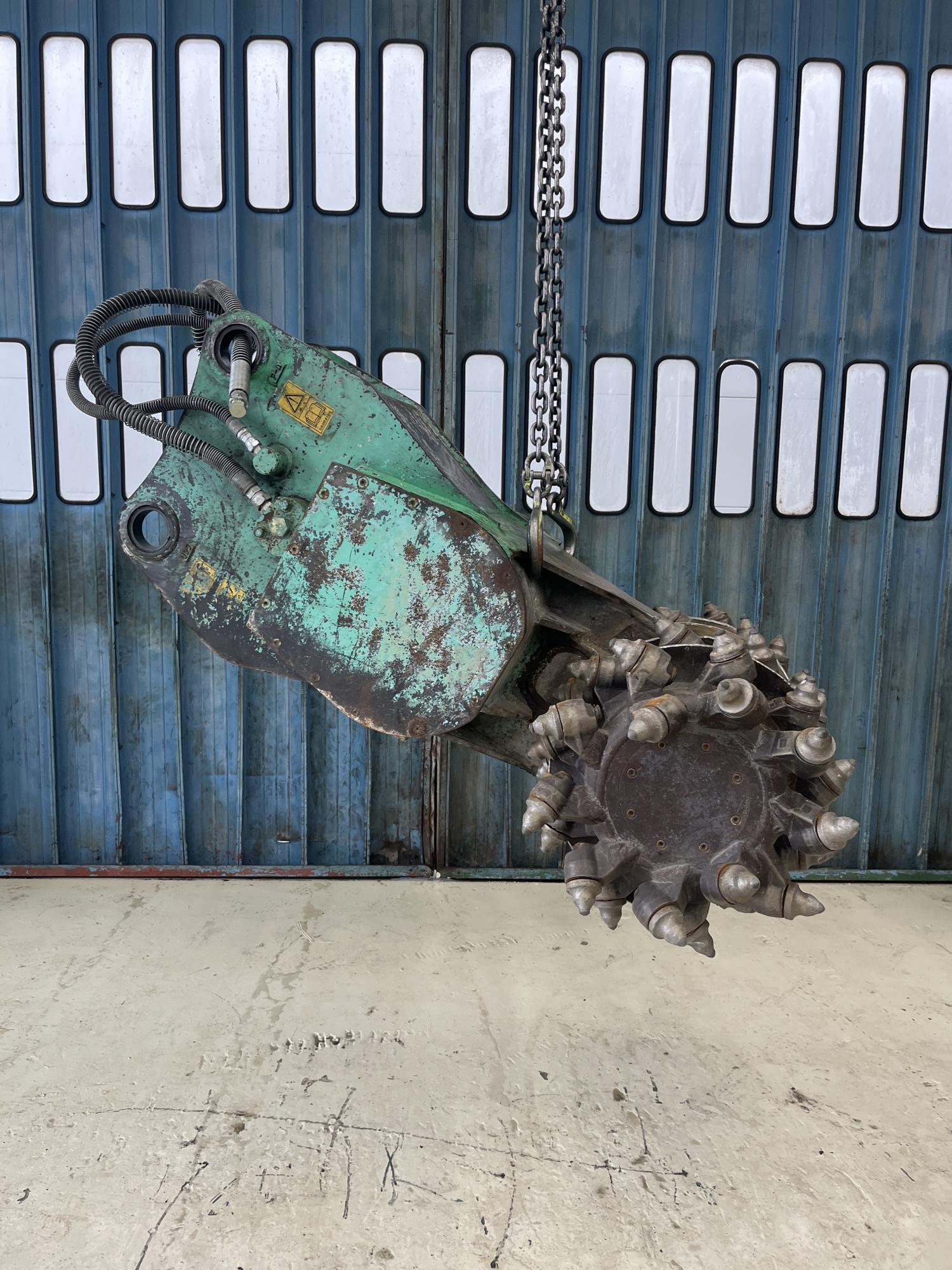 タグチ認定中古 アスファルト・コンクリート切削機　THツインドラムカッター　10～14ton　TH-120