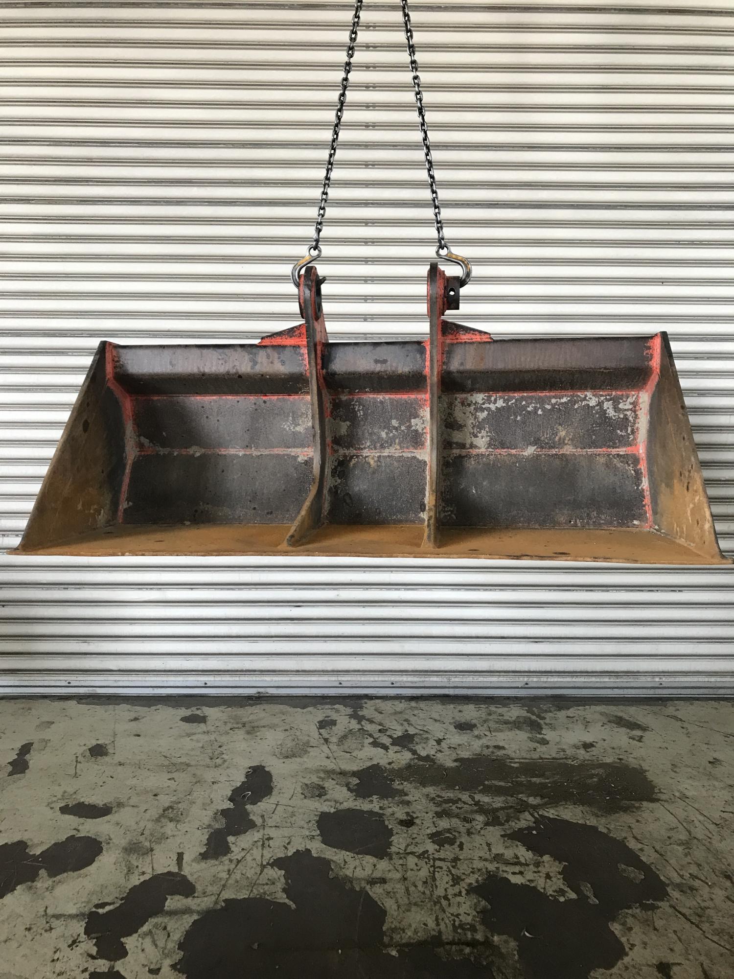 タグチ認定中古 法面バケット　20～22ton　Y1-200
