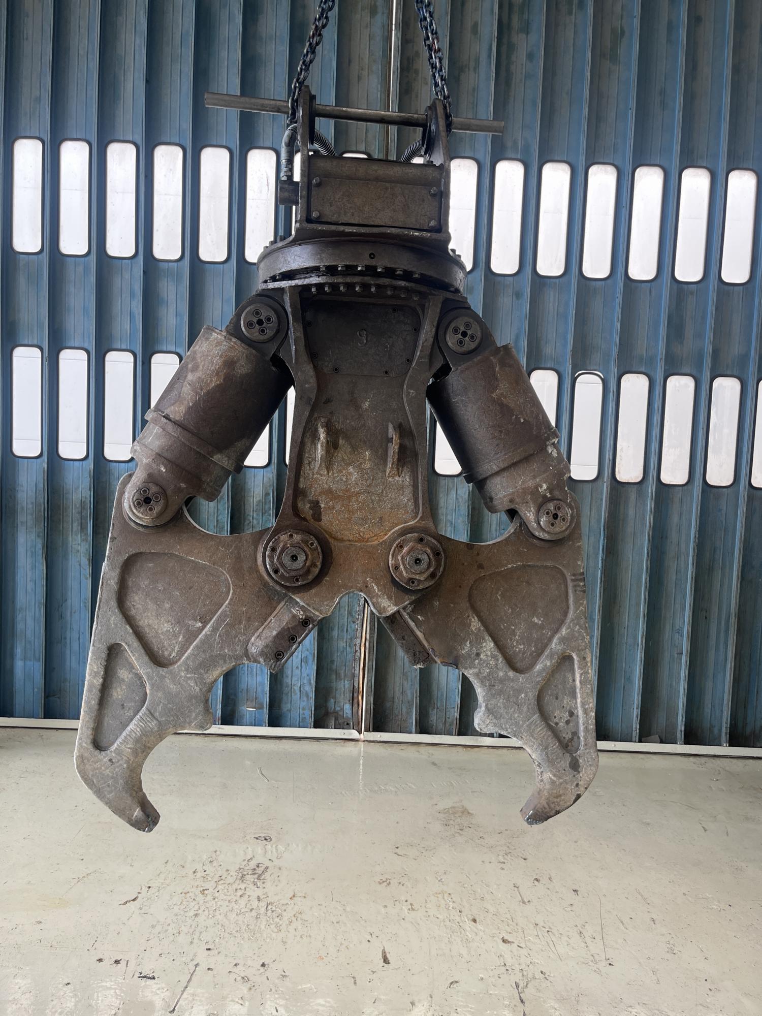 タグチ認定中古 ツインシリンダ　D大割機　20～22ton　D-211A