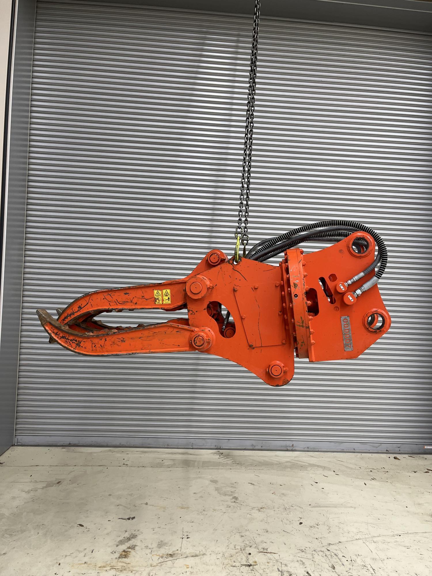 タグチ認定中古 全旋回グラスパー　10～14ton　GV-122S