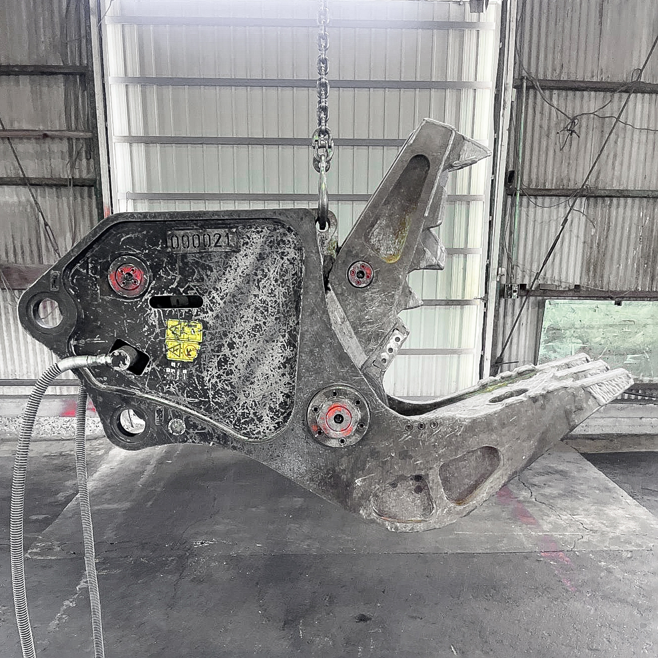タグチ認定中古 コンクリート小割圧砕機　MC小割機　6～8ton　MC-75B