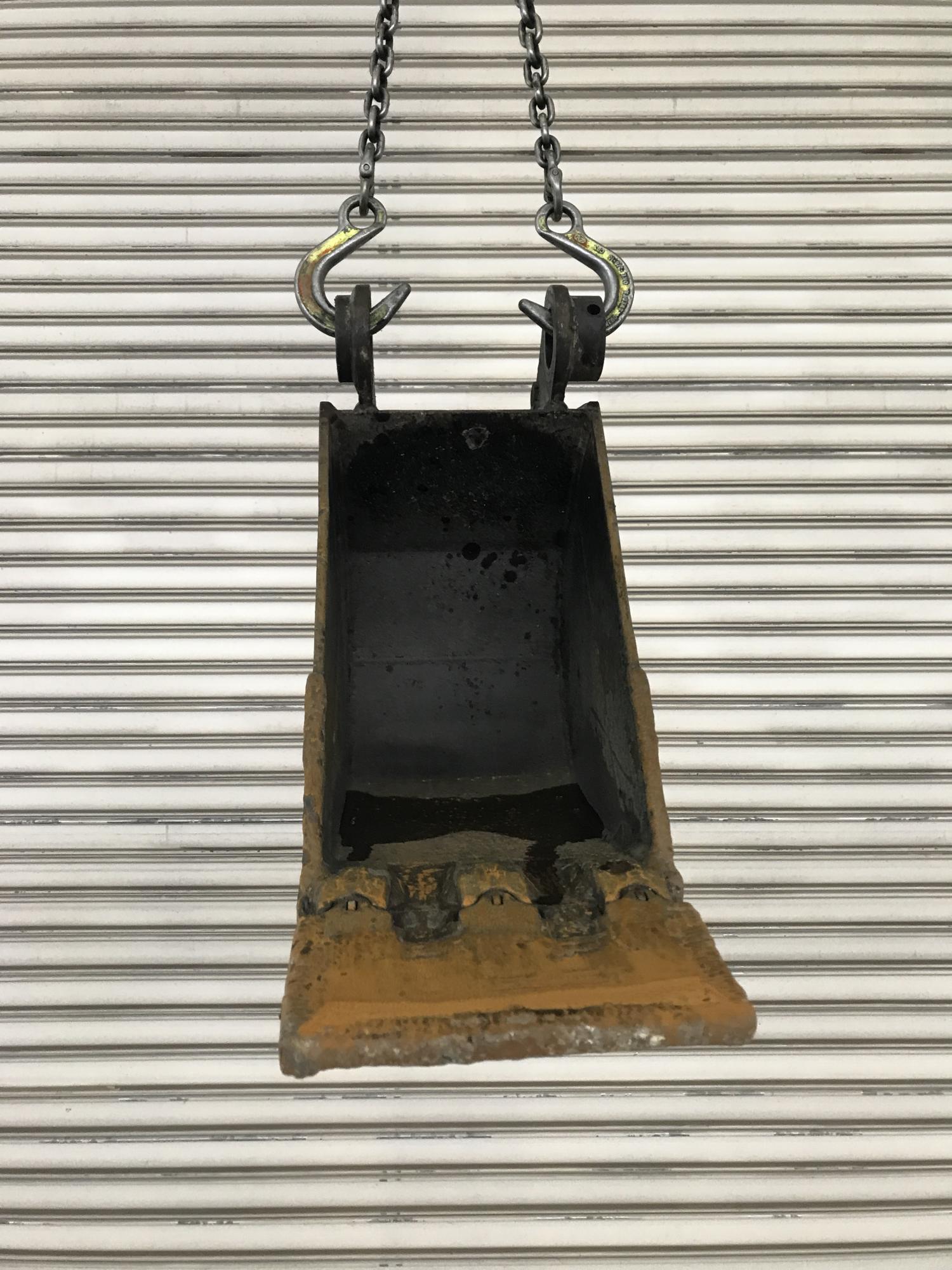 タグチ認定中古 狭幅バケット　3～4ton　300幅