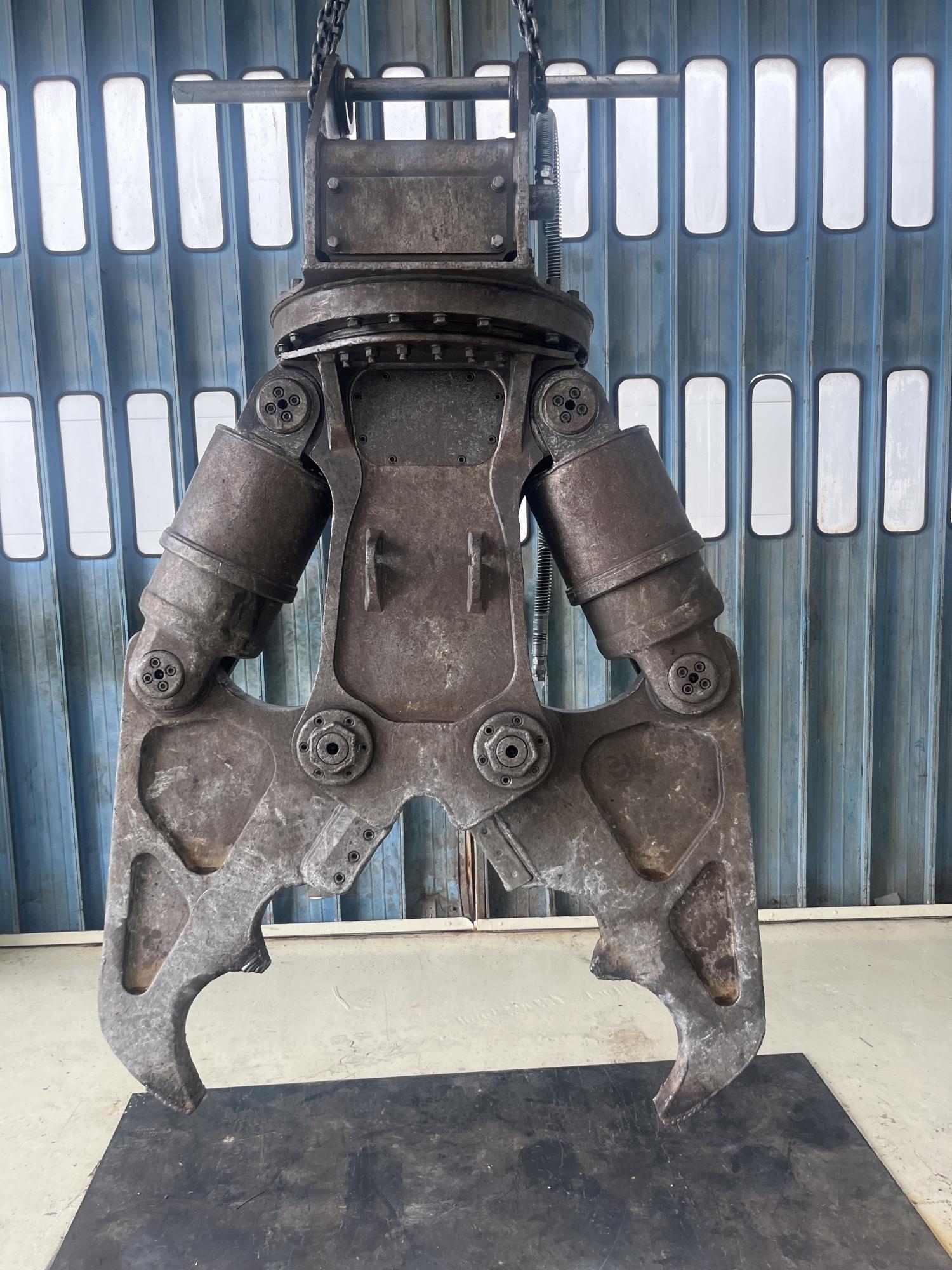 タグチ認定中古 ツインシリンダ　D大割機　10～14ton　D-131A