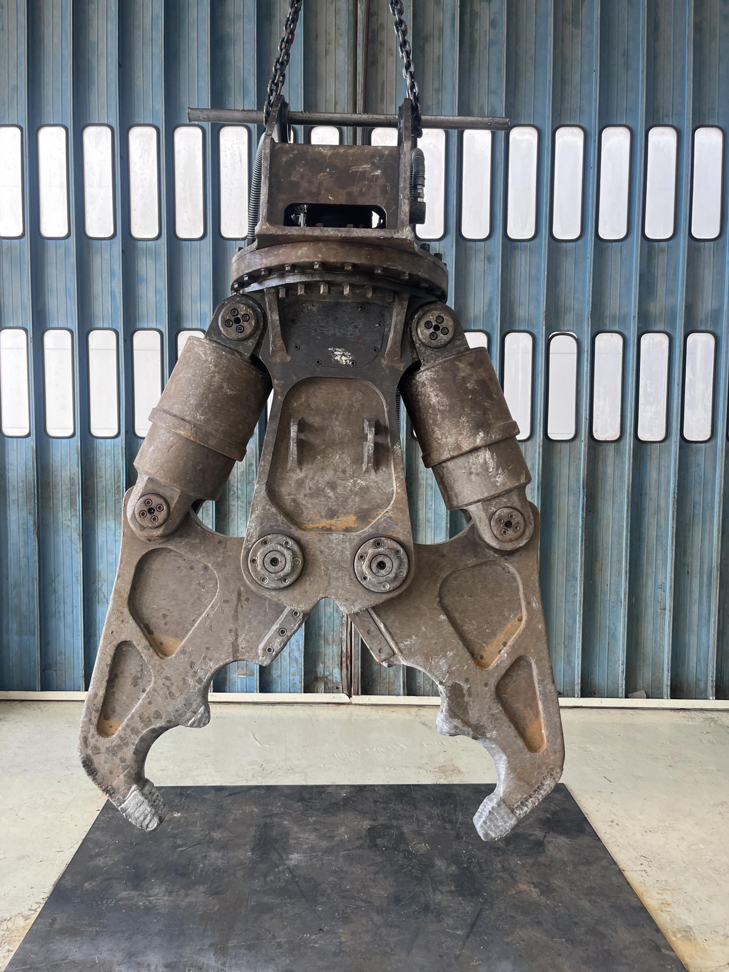 タグチ認定中古 ツインシリンダ　D大割機　10～14ton　D-135A