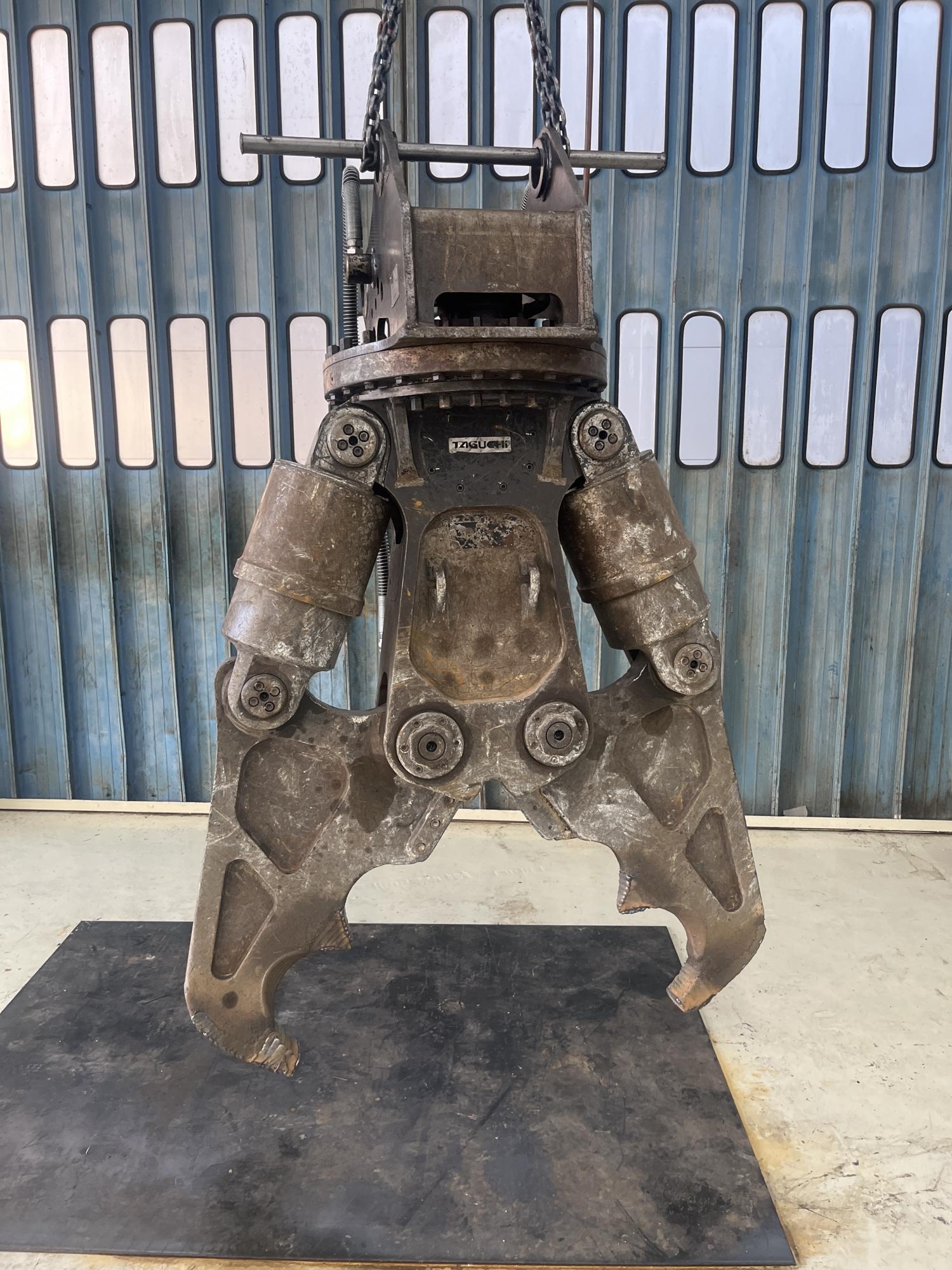 タグチ認定中古 ツインシリンダ　D大割機　10～14ton　D-135A
