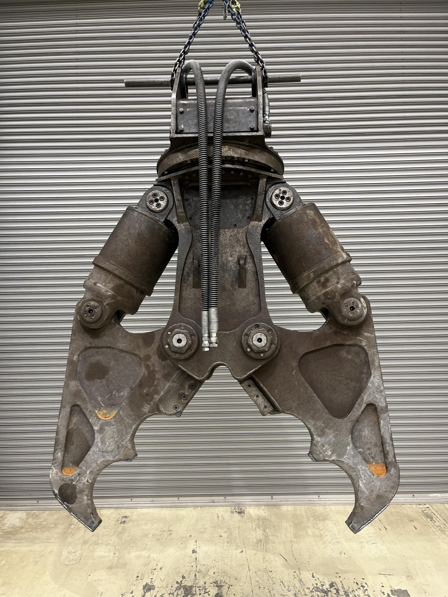 タグチ認定中古 ツインシリンダ　D大割機　20～22ton　D-211A