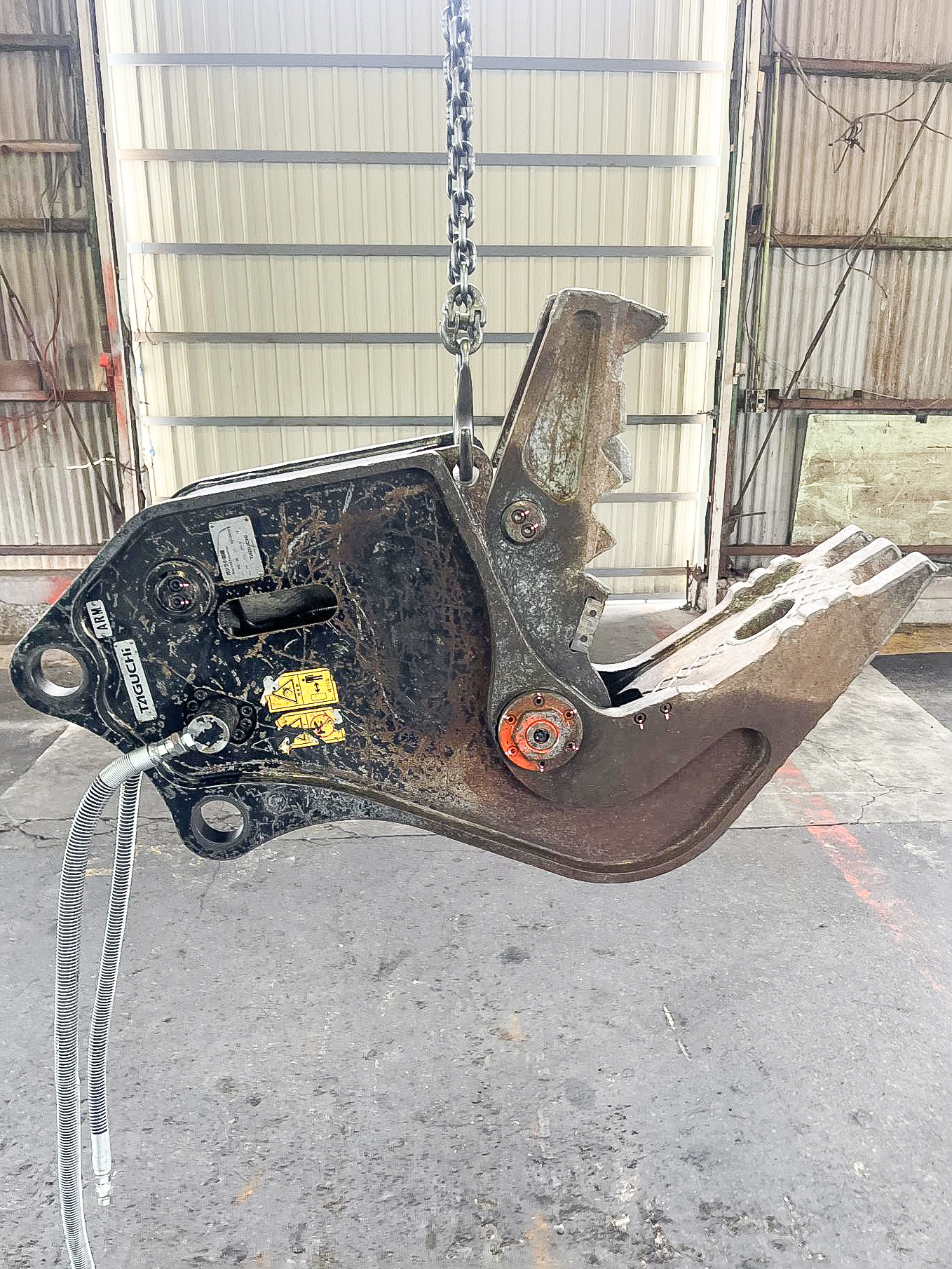 タグチ認定中古 コンクリート小割圧砕機　MC小割機　3～5ton　MC-36