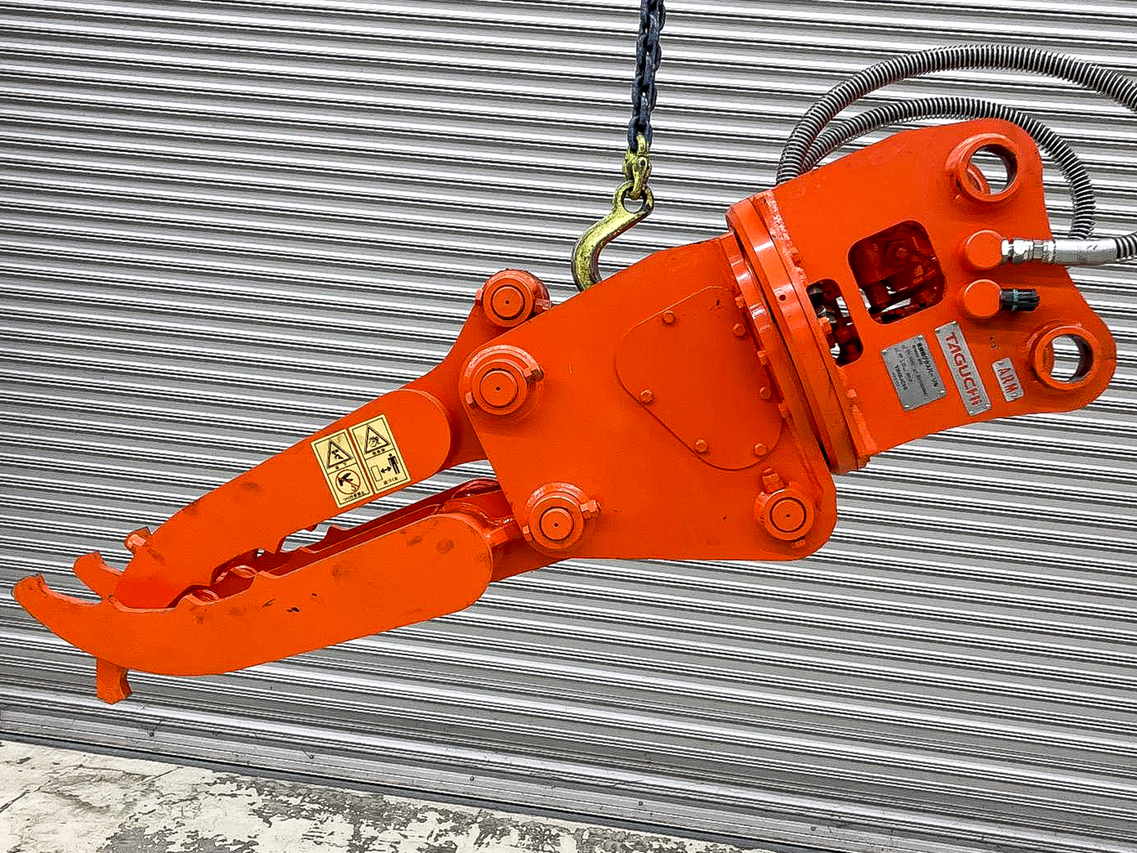 タグチ認定中古 全旋回グラスパーVSC 3～4ton GV-32SC