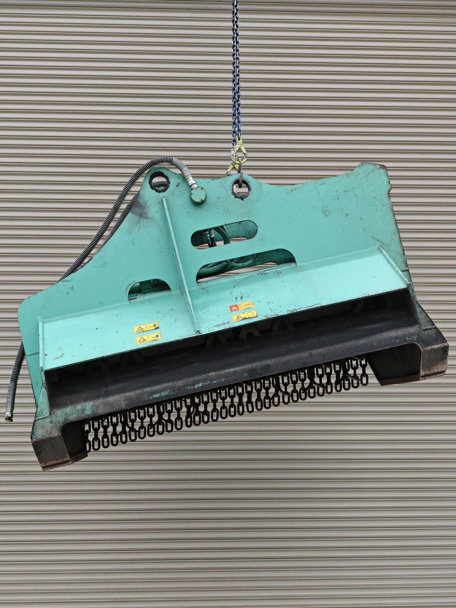 タグチ認定中古 雑木&草刈り機　クサカルゴン　10～14ton　KS-122