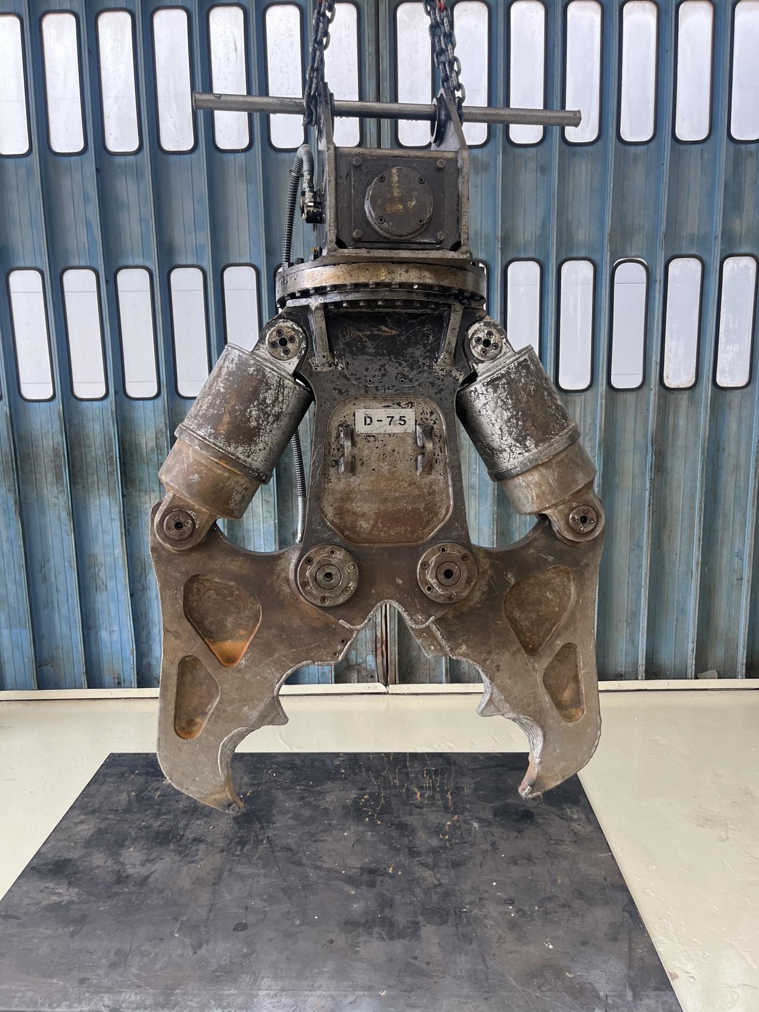 タグチ認定中古 ツインシリンダ　D大割機　自動・油圧旋回式　6～8ton　D-75AS