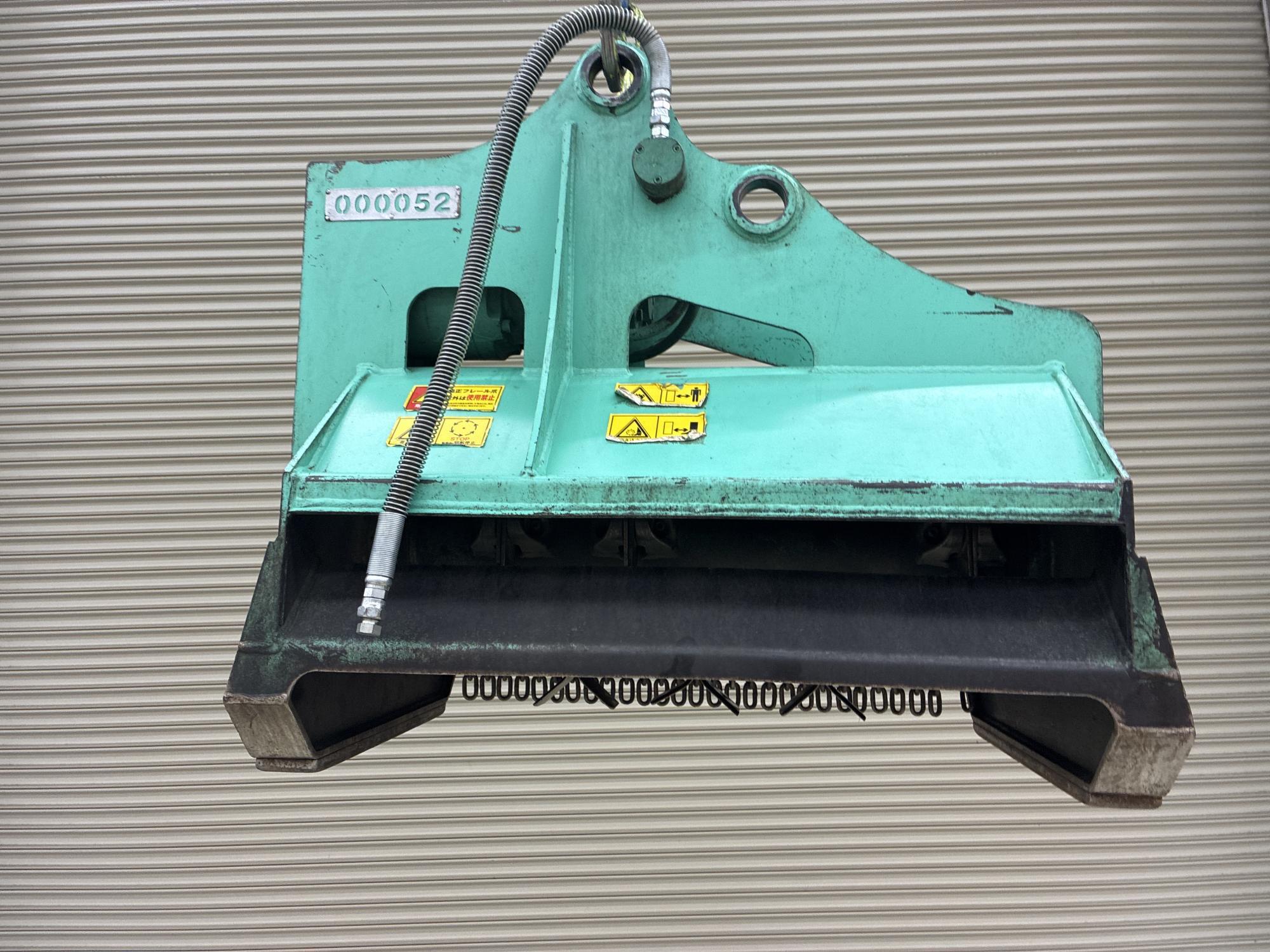 タグチ認定中古 雑木&草刈り機　クサカルゴン　3～4ton　KS-32