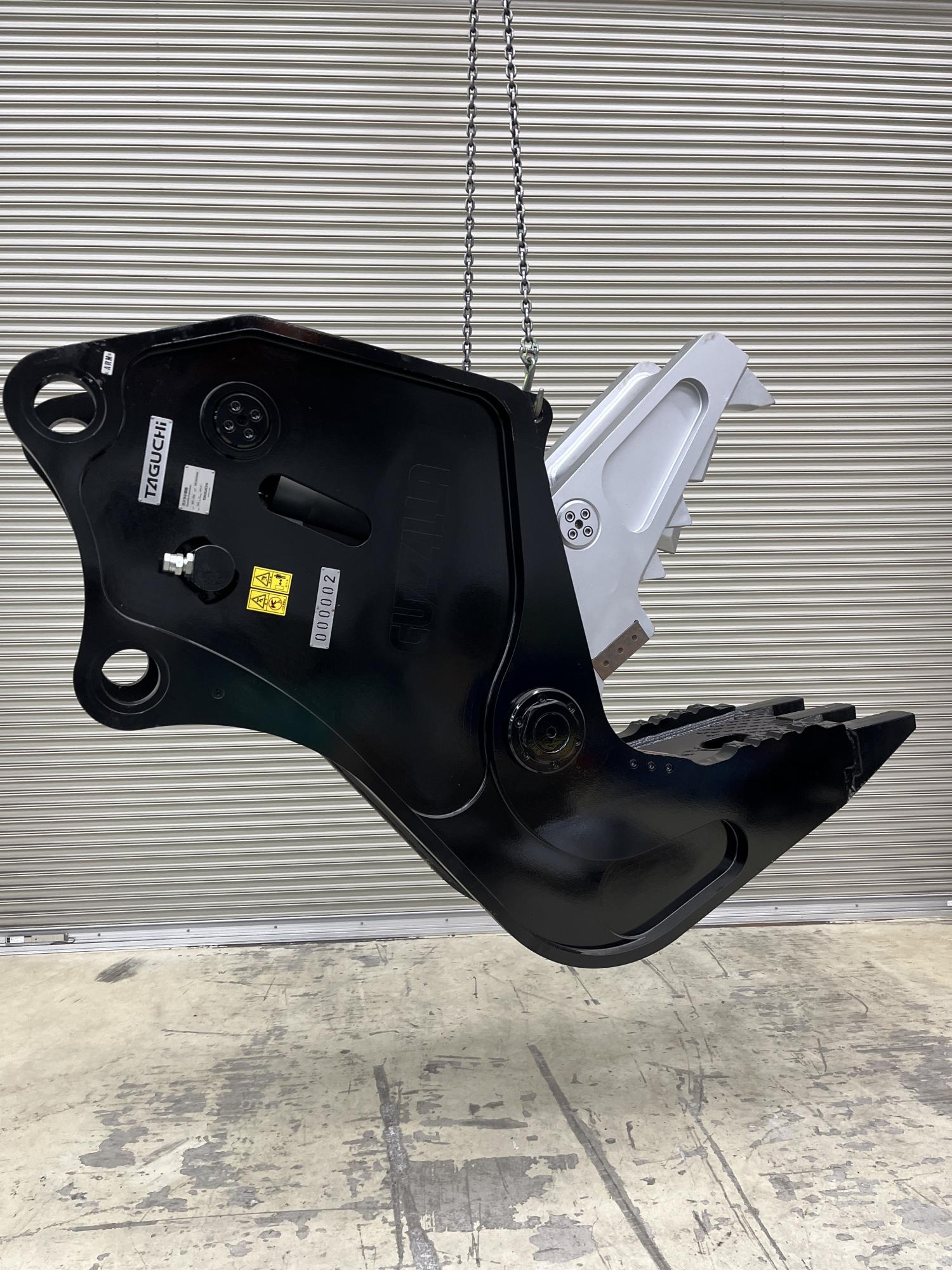 タグチ認定中古 コンクリート小割圧砕機　MC小割機　30～35ton　MC-352