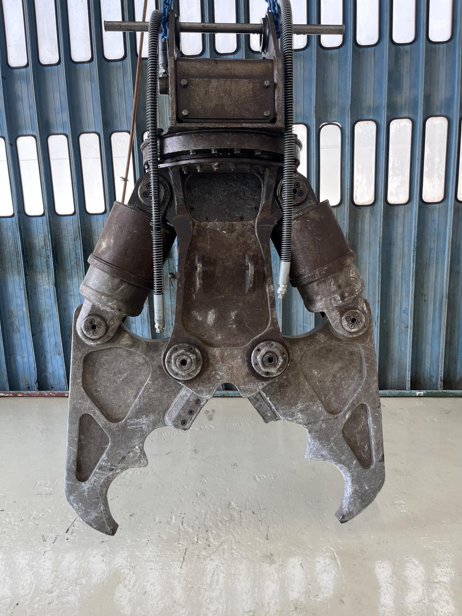 タグチ認定中古 ツインシリンダ　D大割機　10～14ton　D-131A