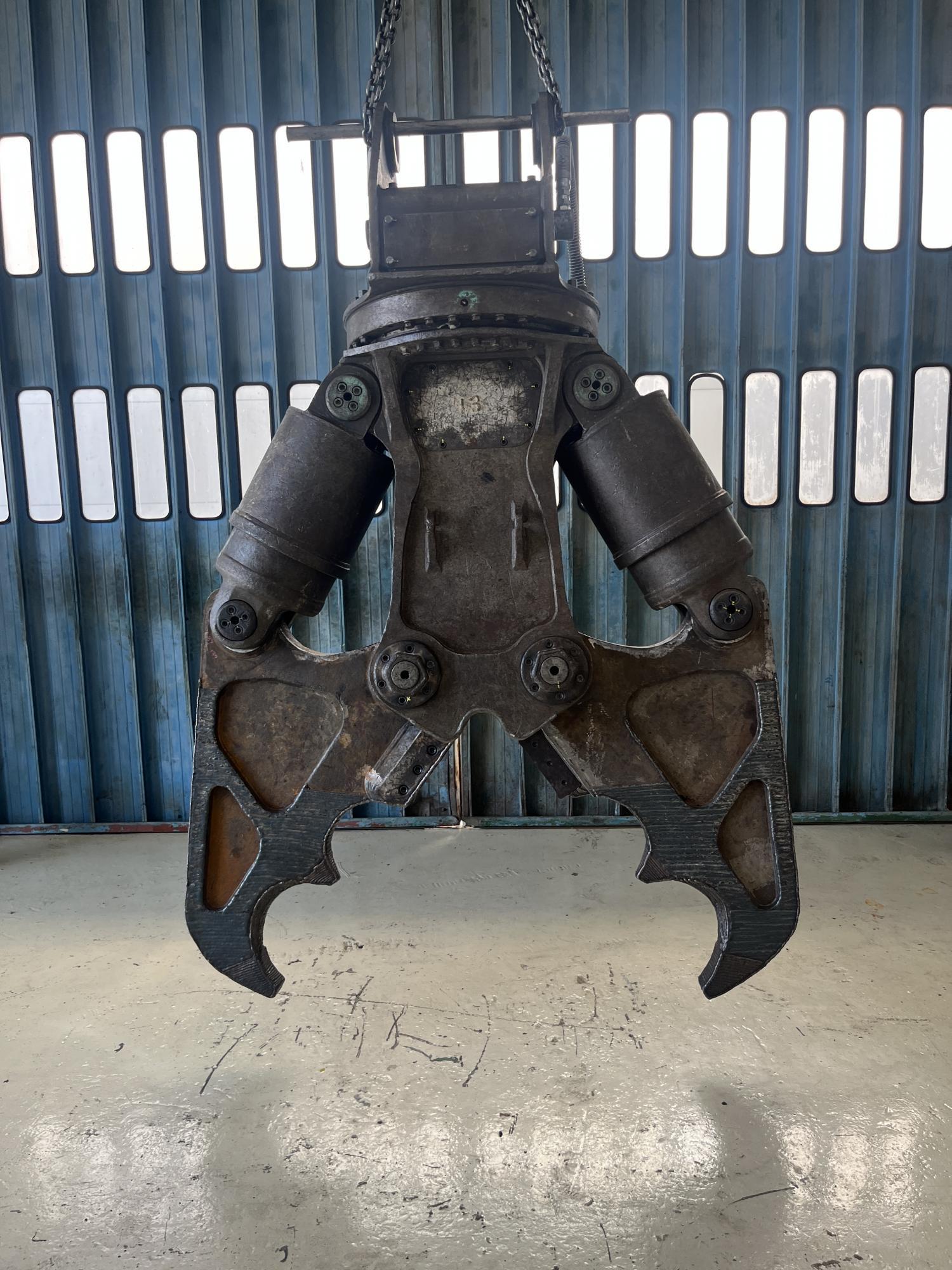 タグチ認定中古 ツインシリンダ　D大割機　20～22ton　D-211A