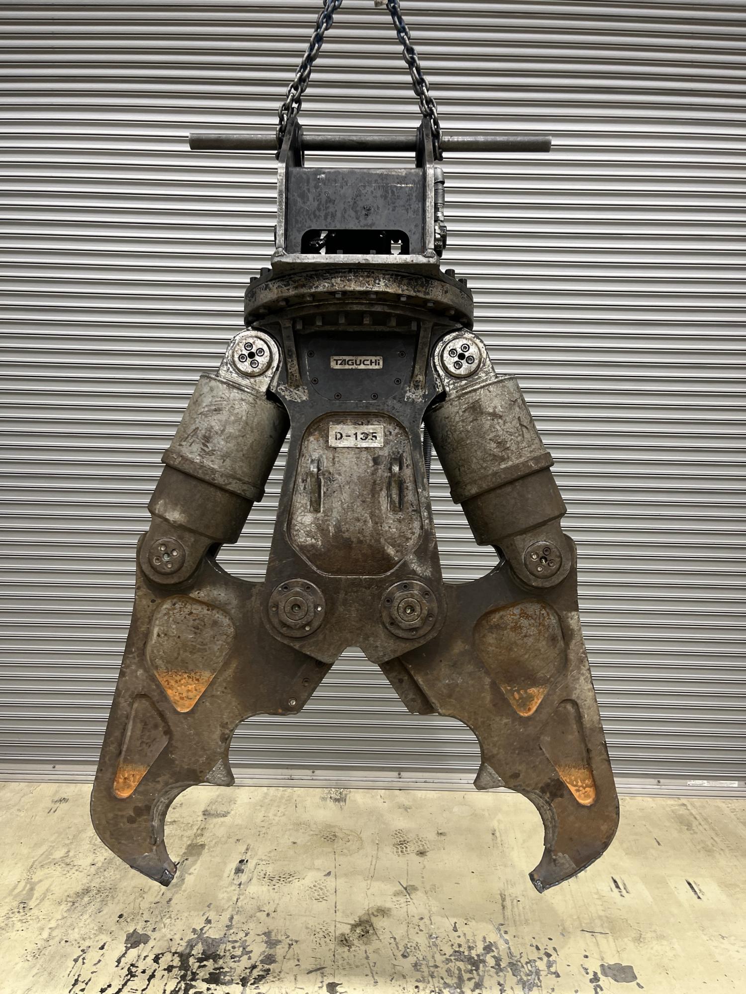 タグチ認定中古 ツインシリンダ　D大割機　自動・油圧旋回式　10～14ton　D-135AS