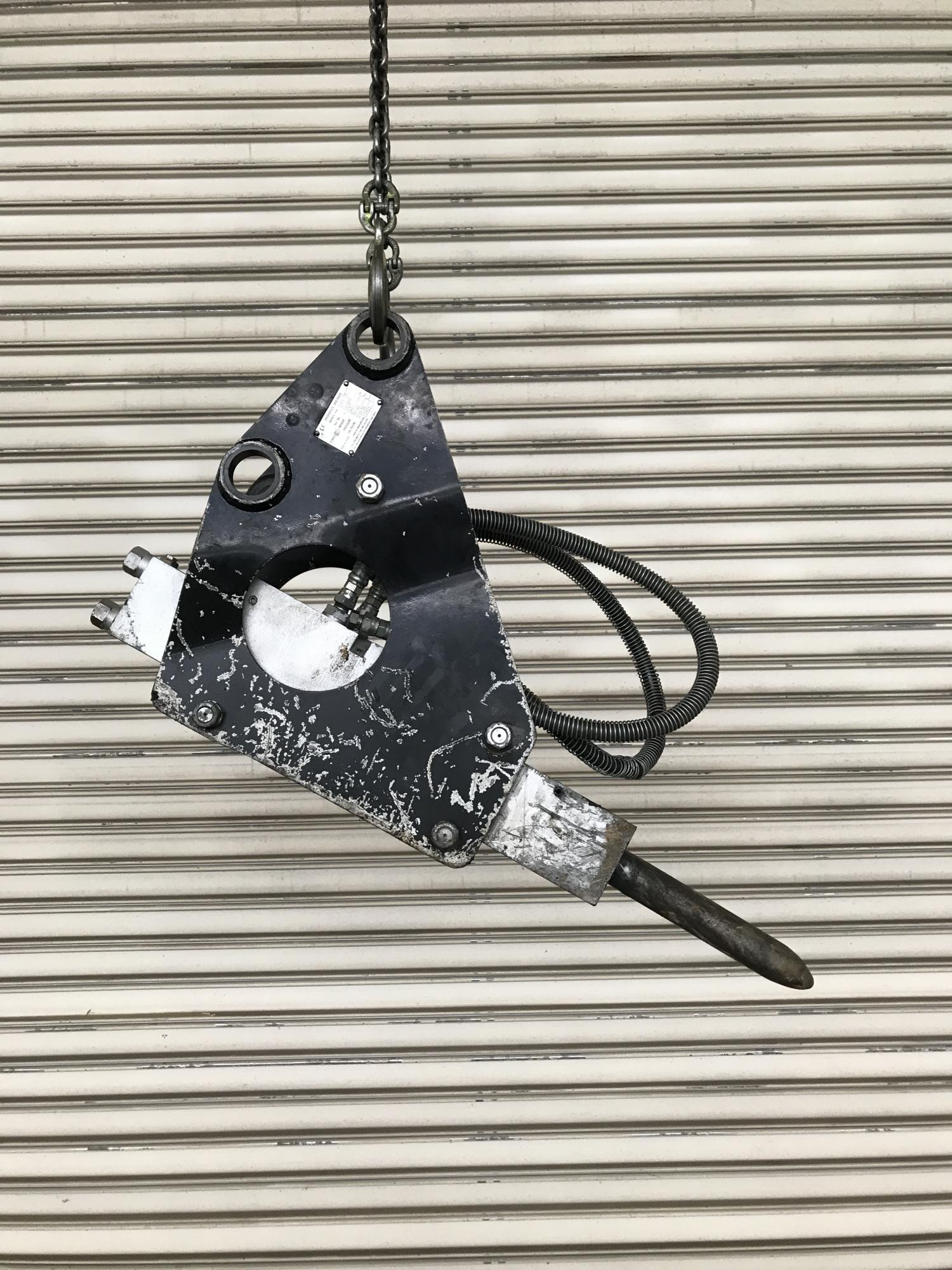 タグチ認定中古 サイドマウント　GBブレーカー　1.2～2.5ton　GBS-20