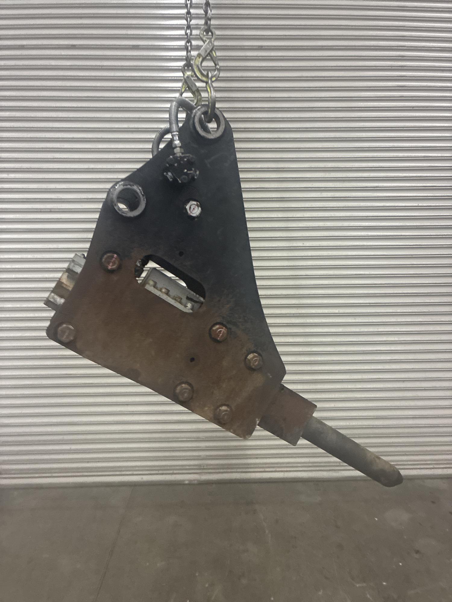 タグチ認定中古 サイドマウント　GBブレーカー　6～8ton　GBS-60
