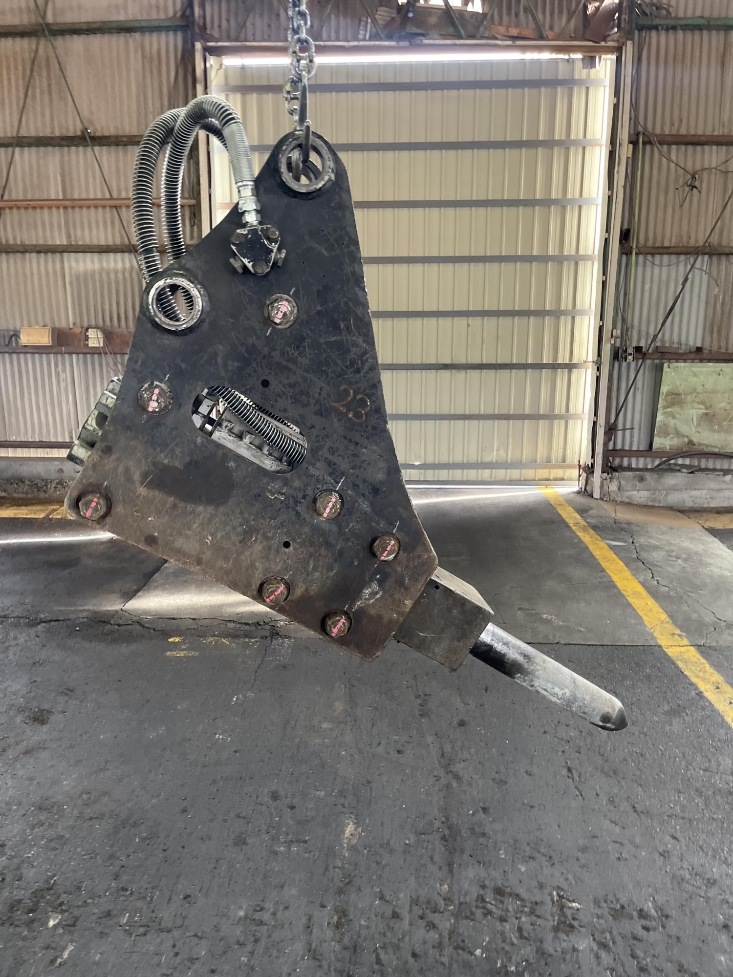 タグチ認定中古 サイドマウント　GBブレーカー　6～8ton　GBS-60