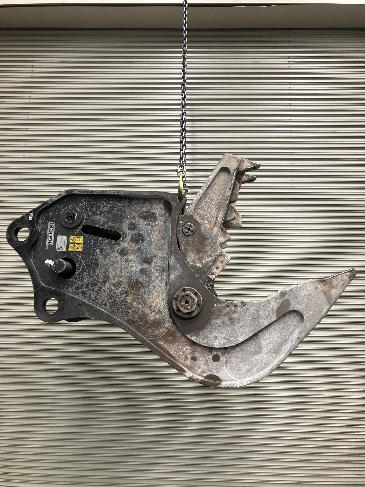 タグチ認定中古 コンクリート小割圧砕機　MC小割機　20～22ton　MC-212