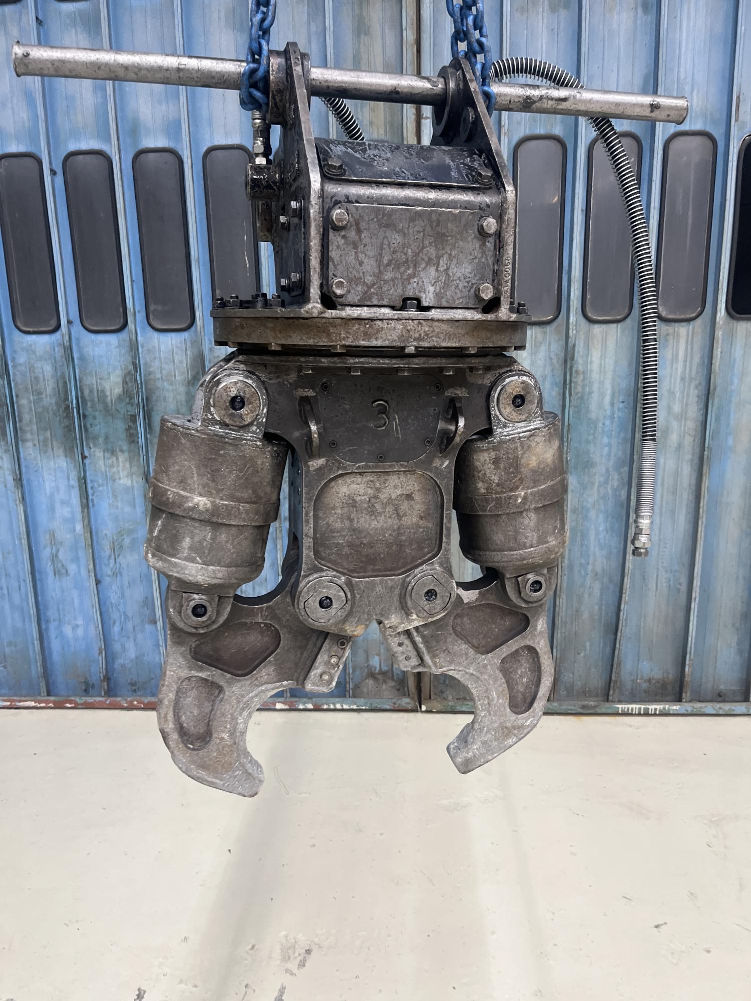 タグチ認定中古 ツインシリンダ　D大割機　3～4ton　D-31A