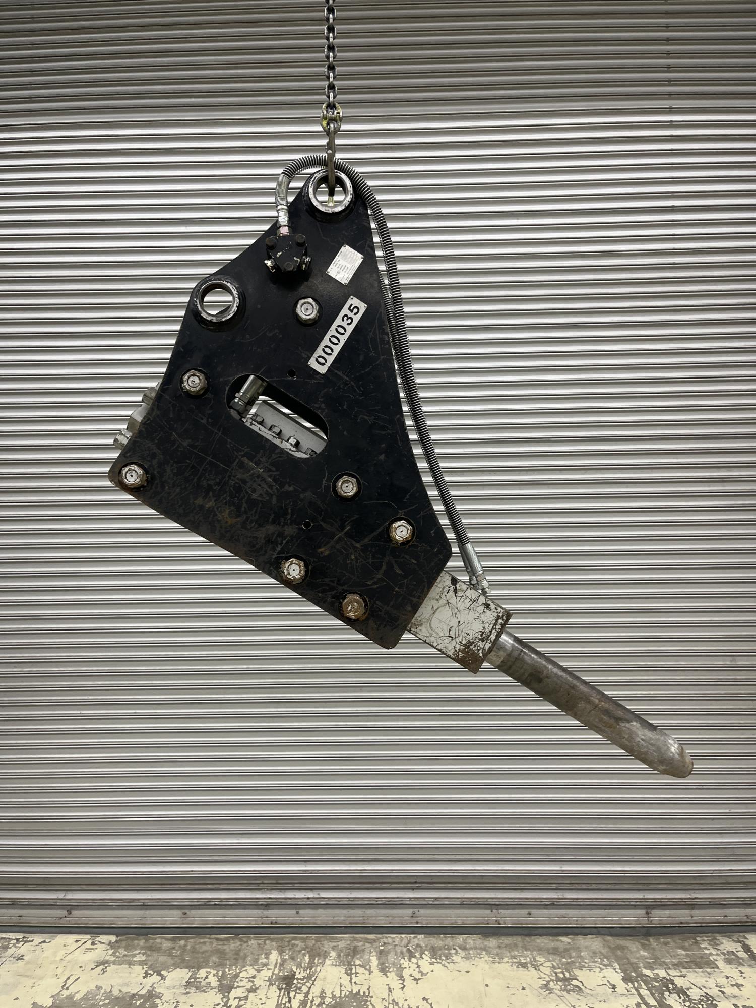 タグチ認定中古 サイドマウント　GBブレーカー　6～8ton　GBS-60