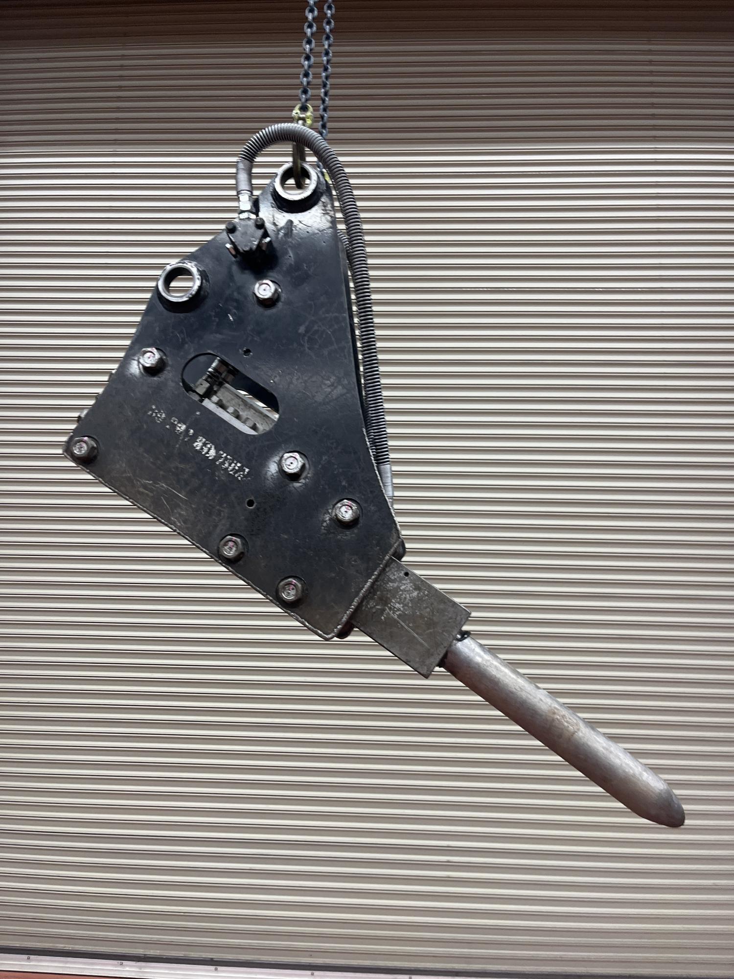 タグチ認定中古 サイドマウント　GBブレーカー　6～8ton　GBS-60