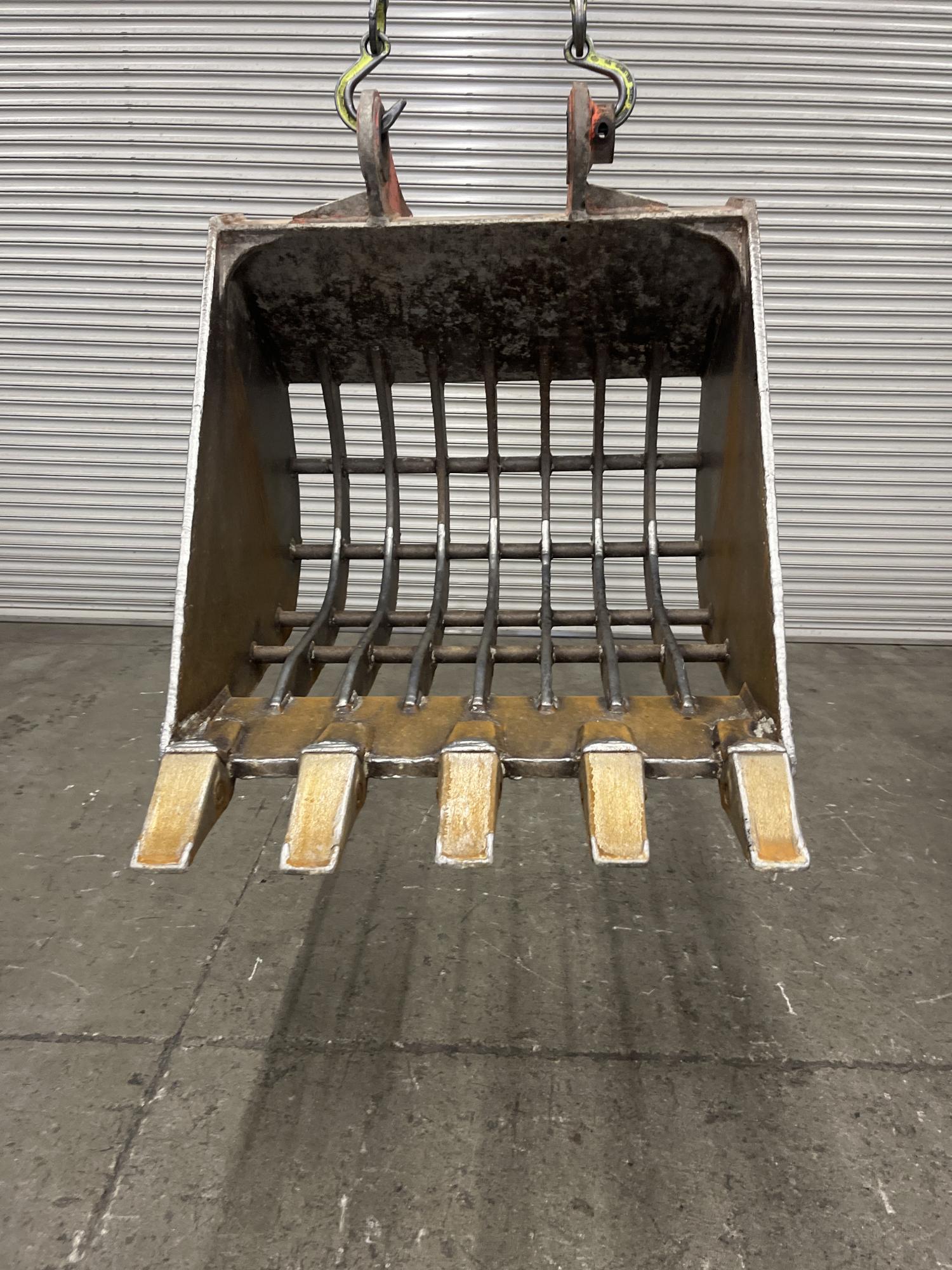 タグチ認定中古 スケルトンバケット　10～14ton　101×165（横ピン仕様）