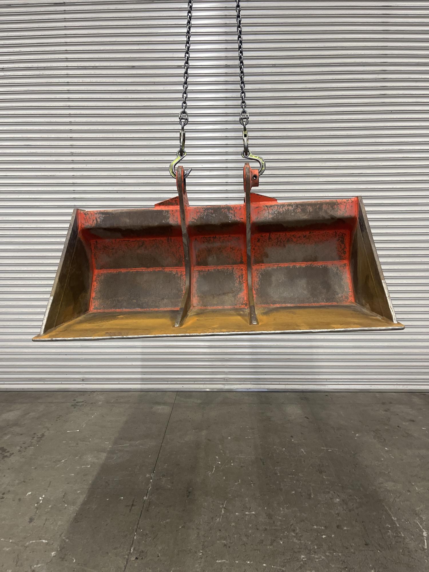 タグチ認定中古 法面バケット　10～14ton　Y1-122