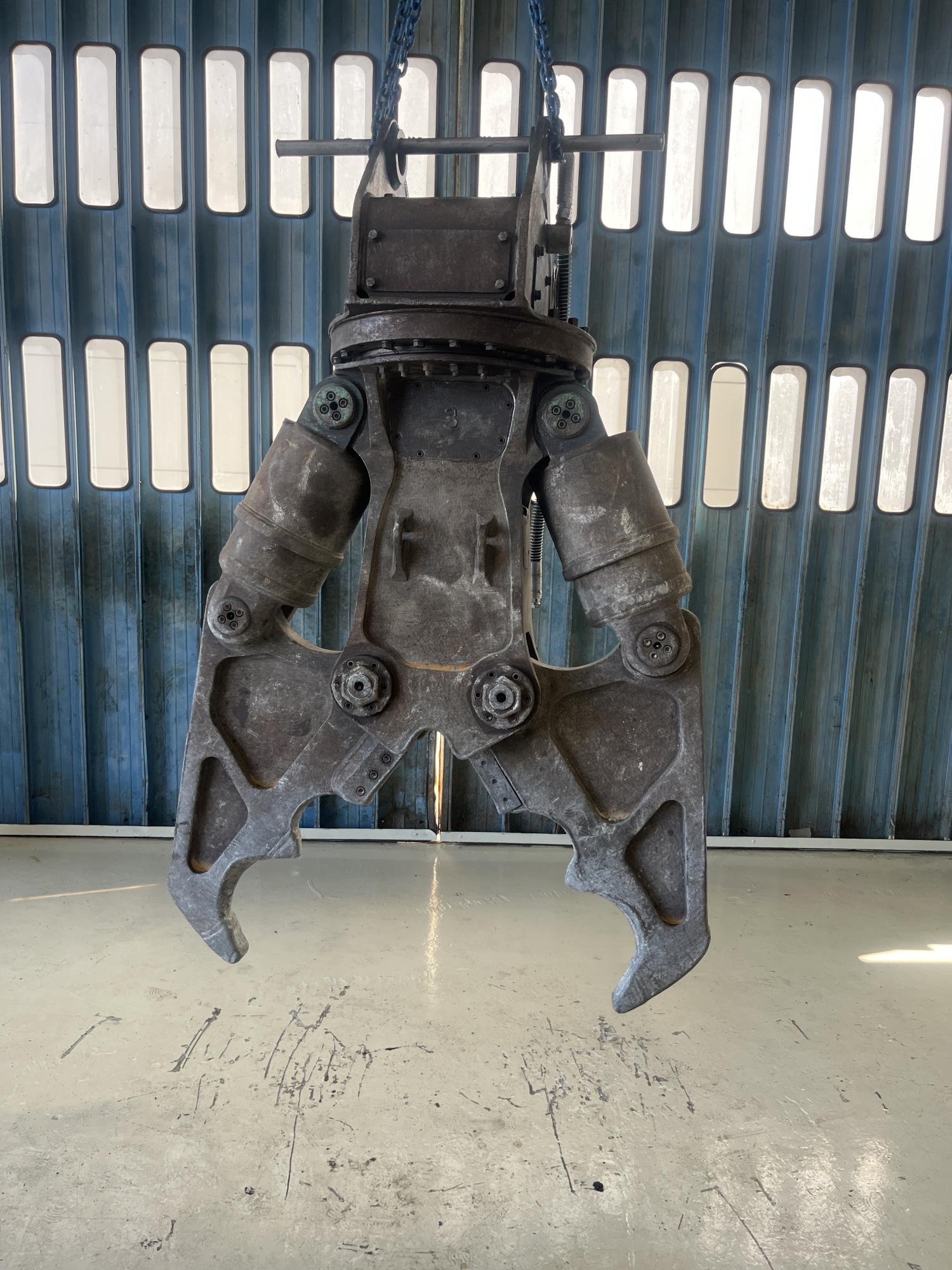 タグチ認定中古 ツインシリンダ　D大割機　10～14ton　D-131A