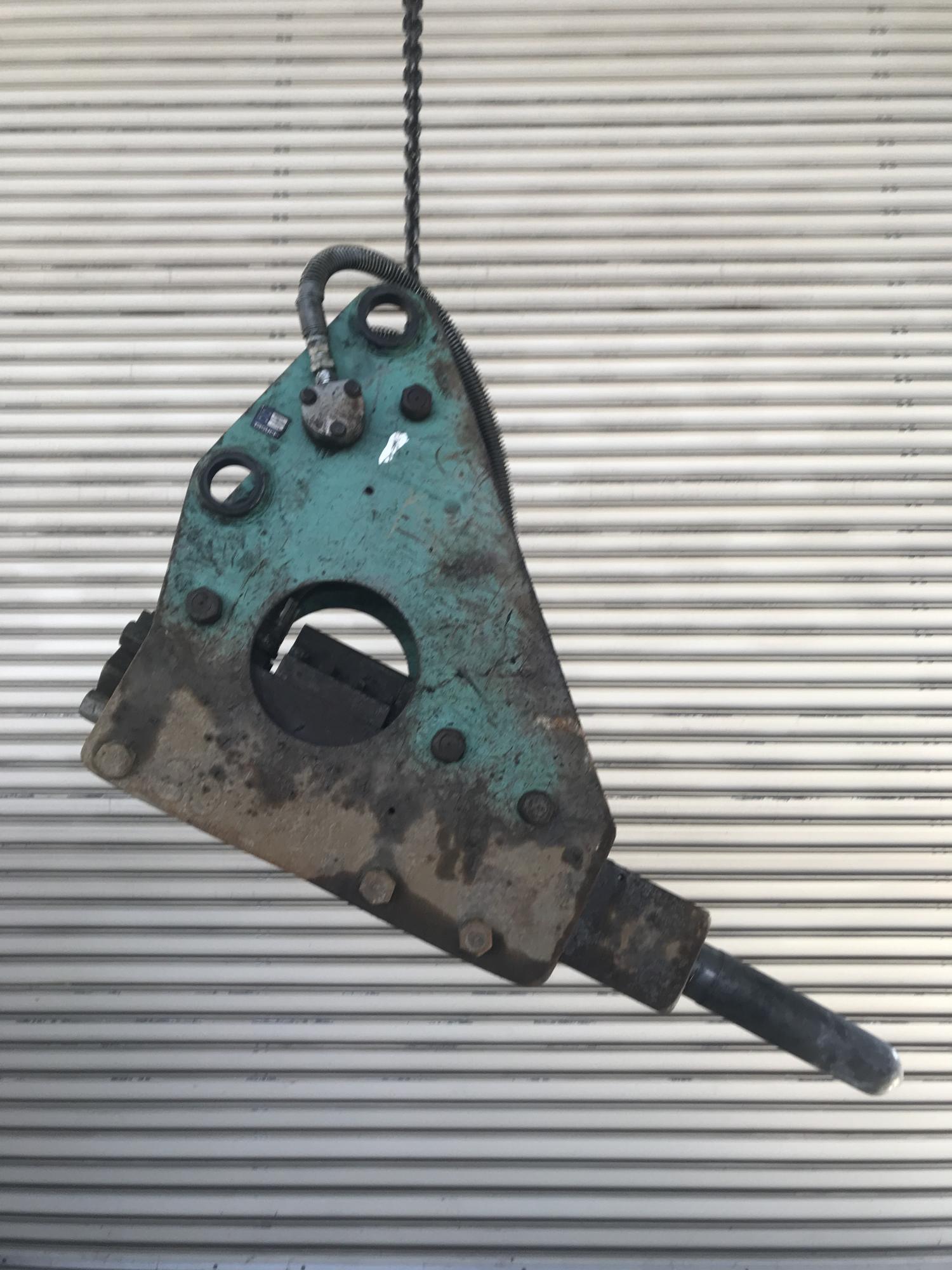 タグチ認定中古 油圧ブレーカー　6～8ton