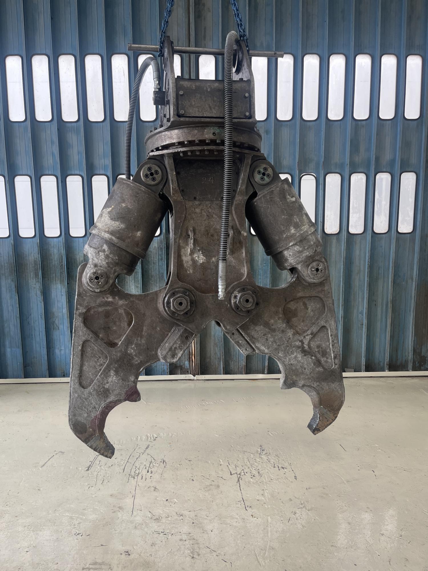 タグチ認定中古 ツインシリンダ　D大割機　20～22ton　D-211A