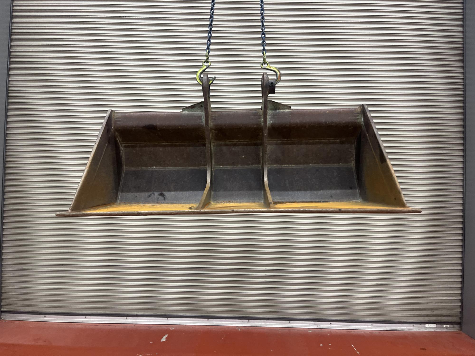 タグチ認定中古 法面バケット　10～14ton　Y1-120