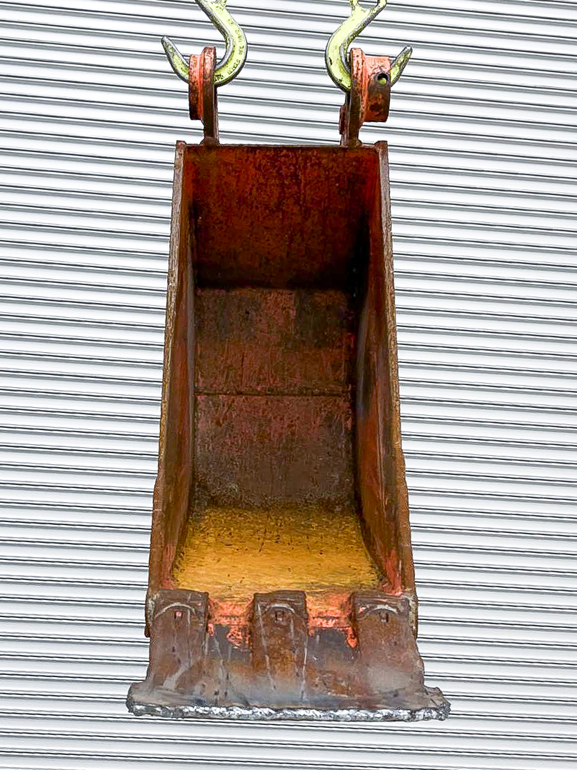 タグチ認定中古 狭幅バケット　4～5ton　300幅