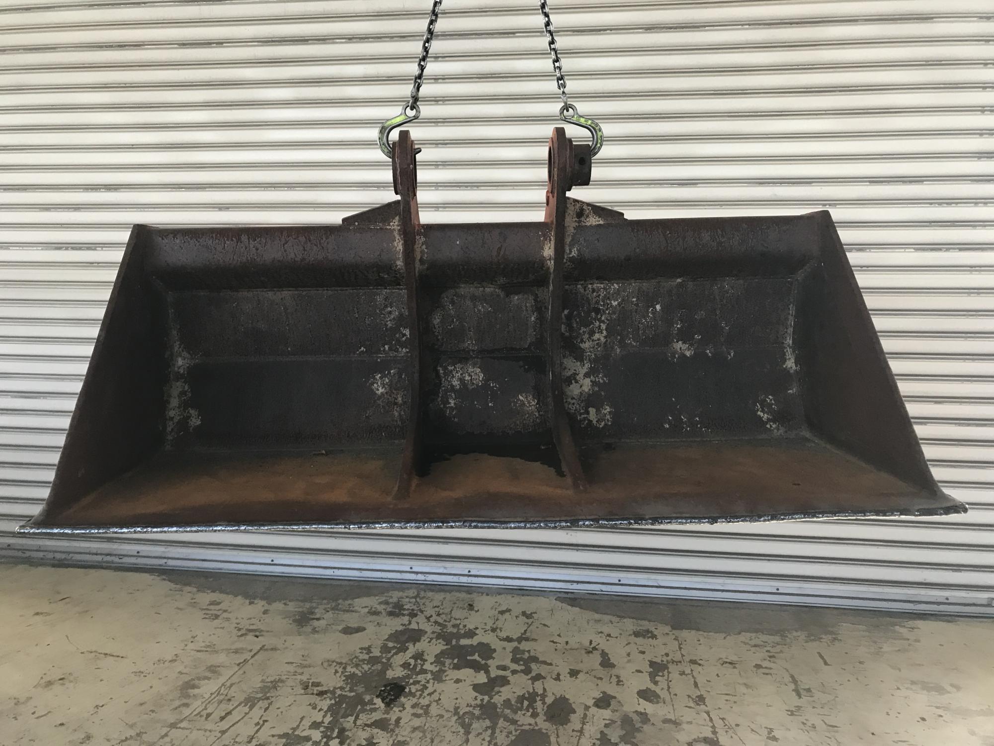 タグチ認定中古 法面バケット　20～22ton　Y1-200