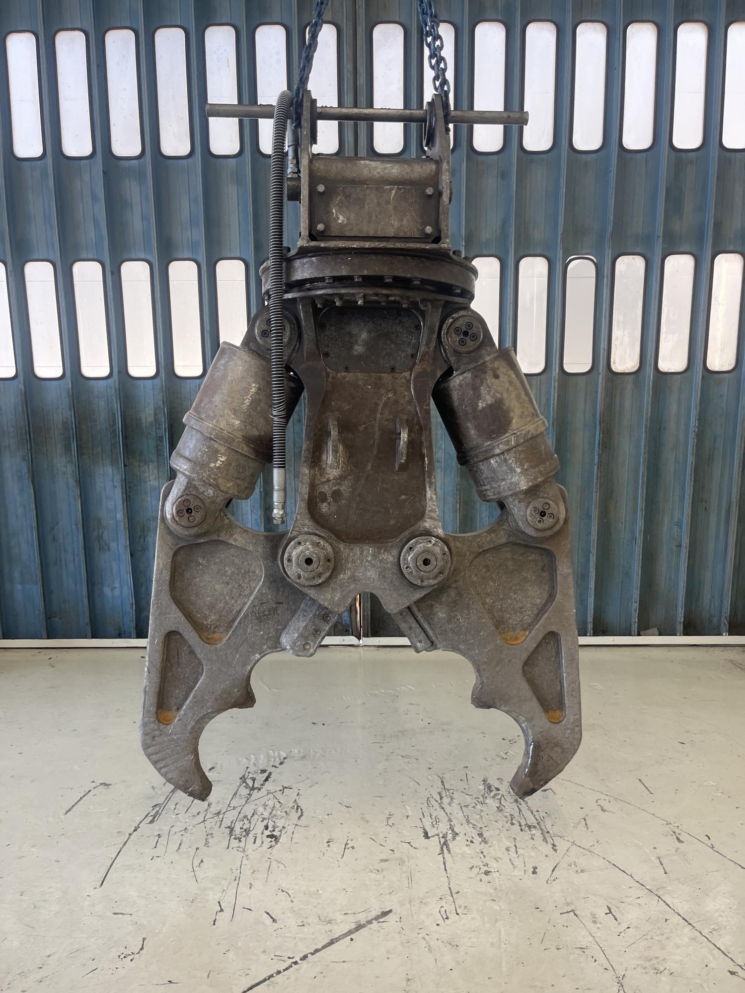 タグチ認定中古 ツインシリンダ　D大割機　10～14ton　D-131A