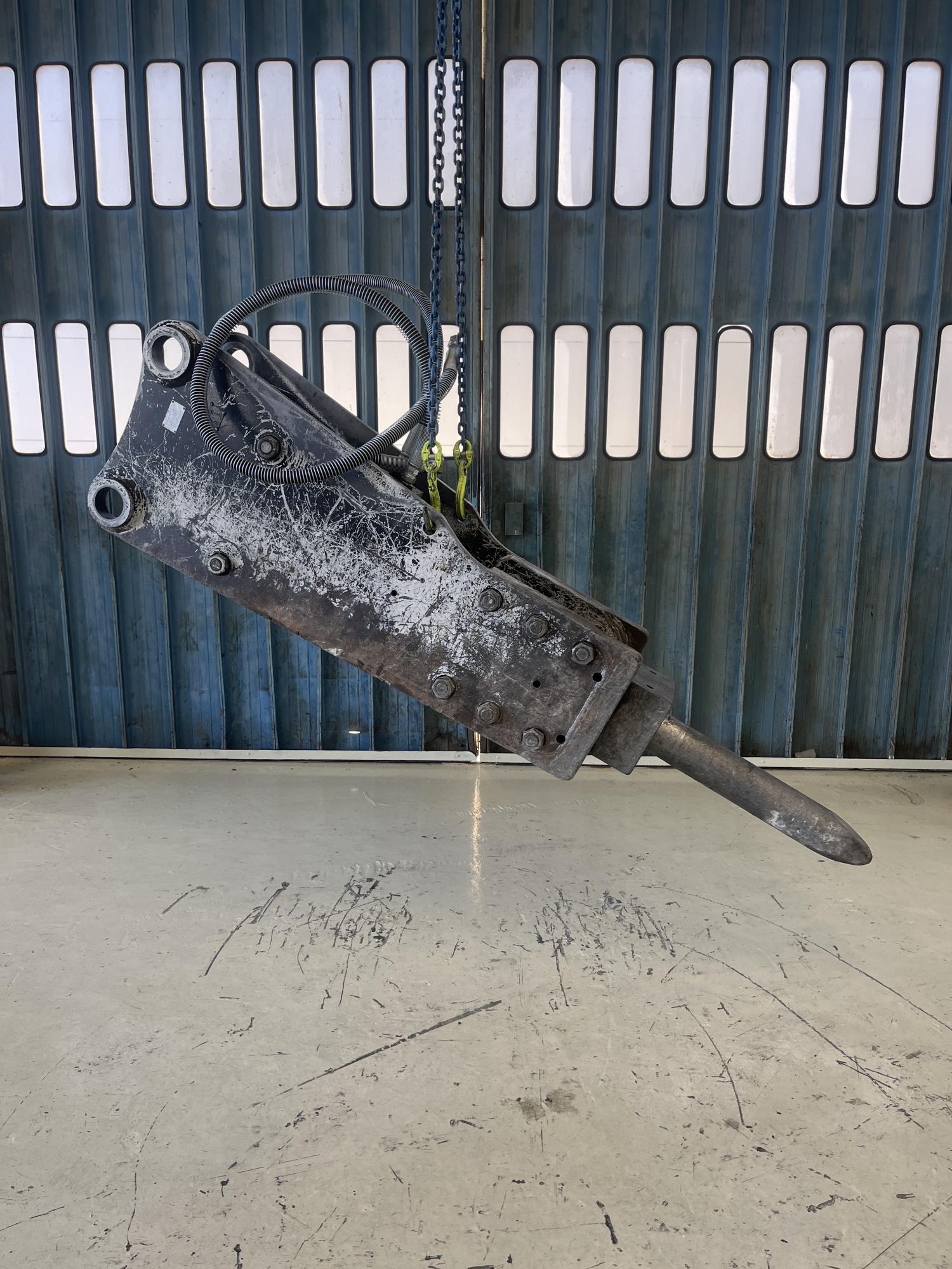 タグチ認定中古 トップマウント　GBブレーカー　20～22ton　GB-211TE