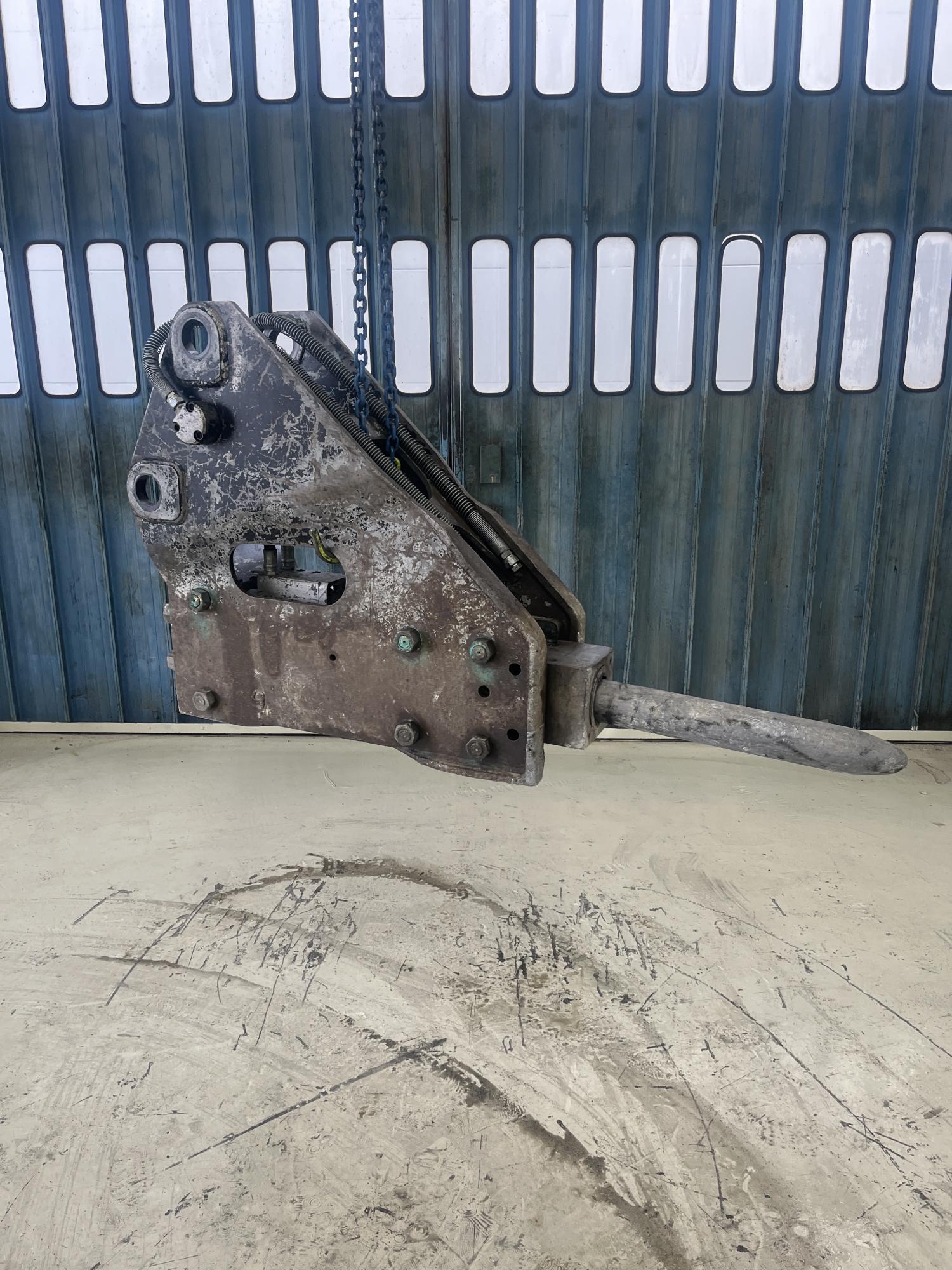 タグチ認定中古 サイドマウント　GBブレーカー　10～14ton　GBS-120