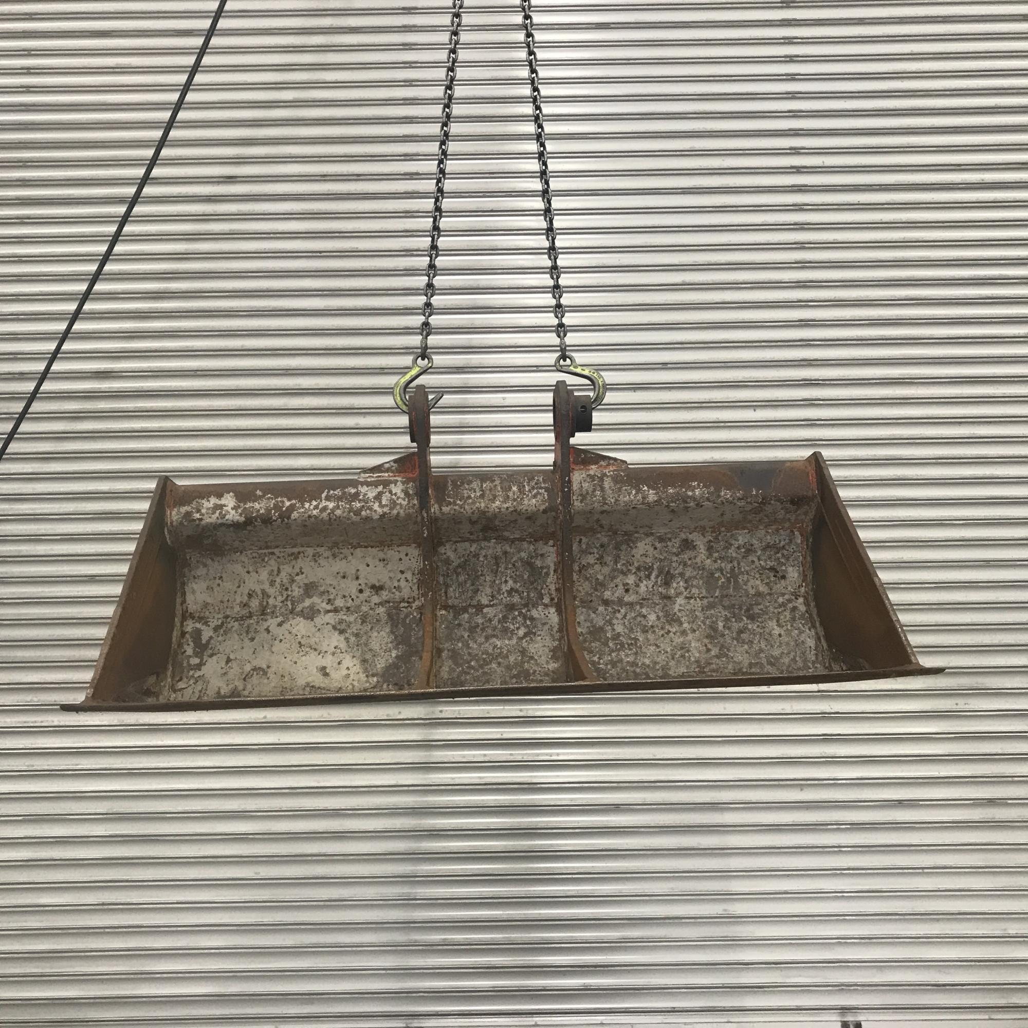 タグチ認定中古 法面バケット　20～22ton　Y1-200