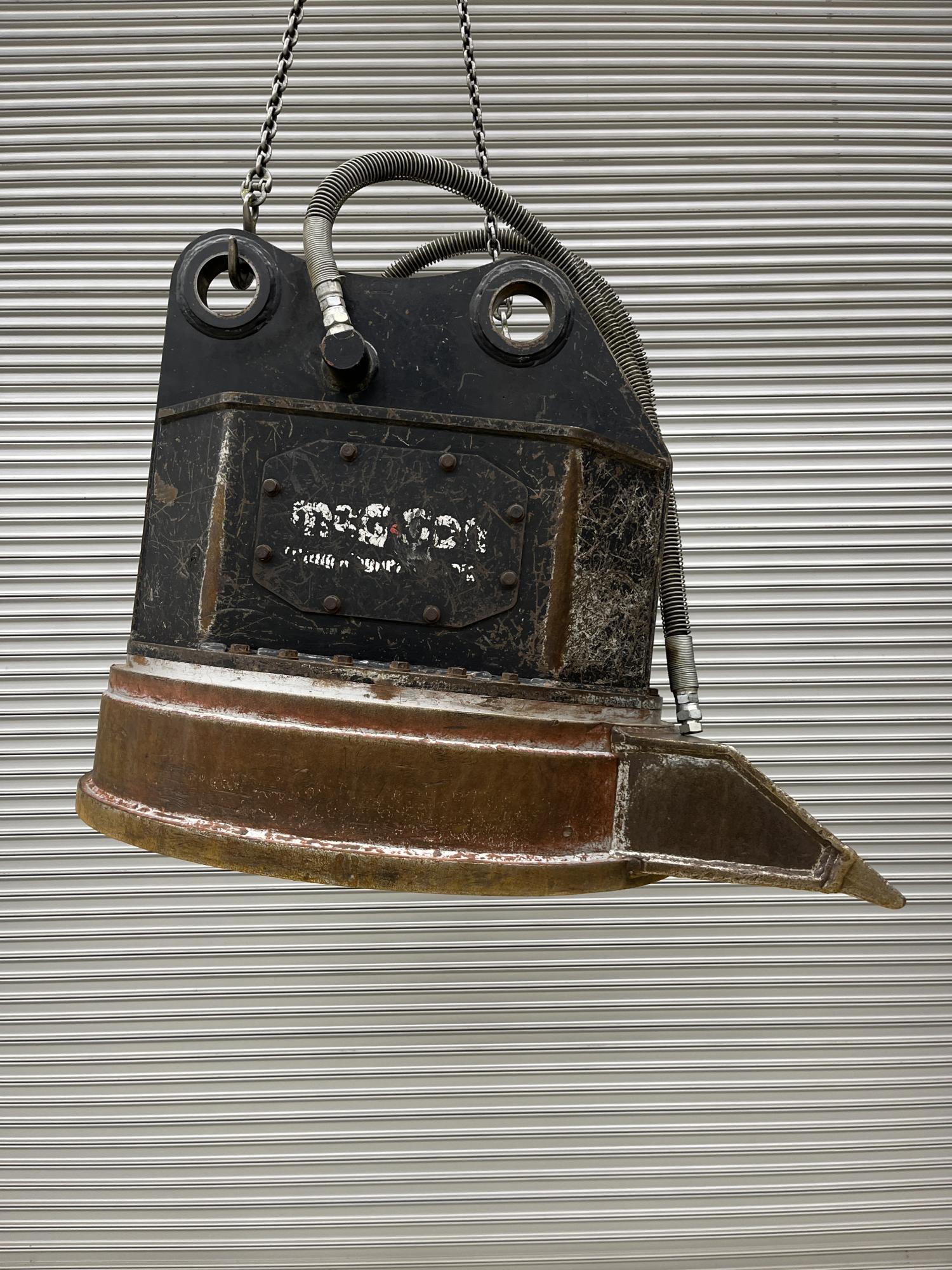 タグチ認定中古 リフティングマグネット　マグ・ゴン（φ1100）　20～22ton　GM-202