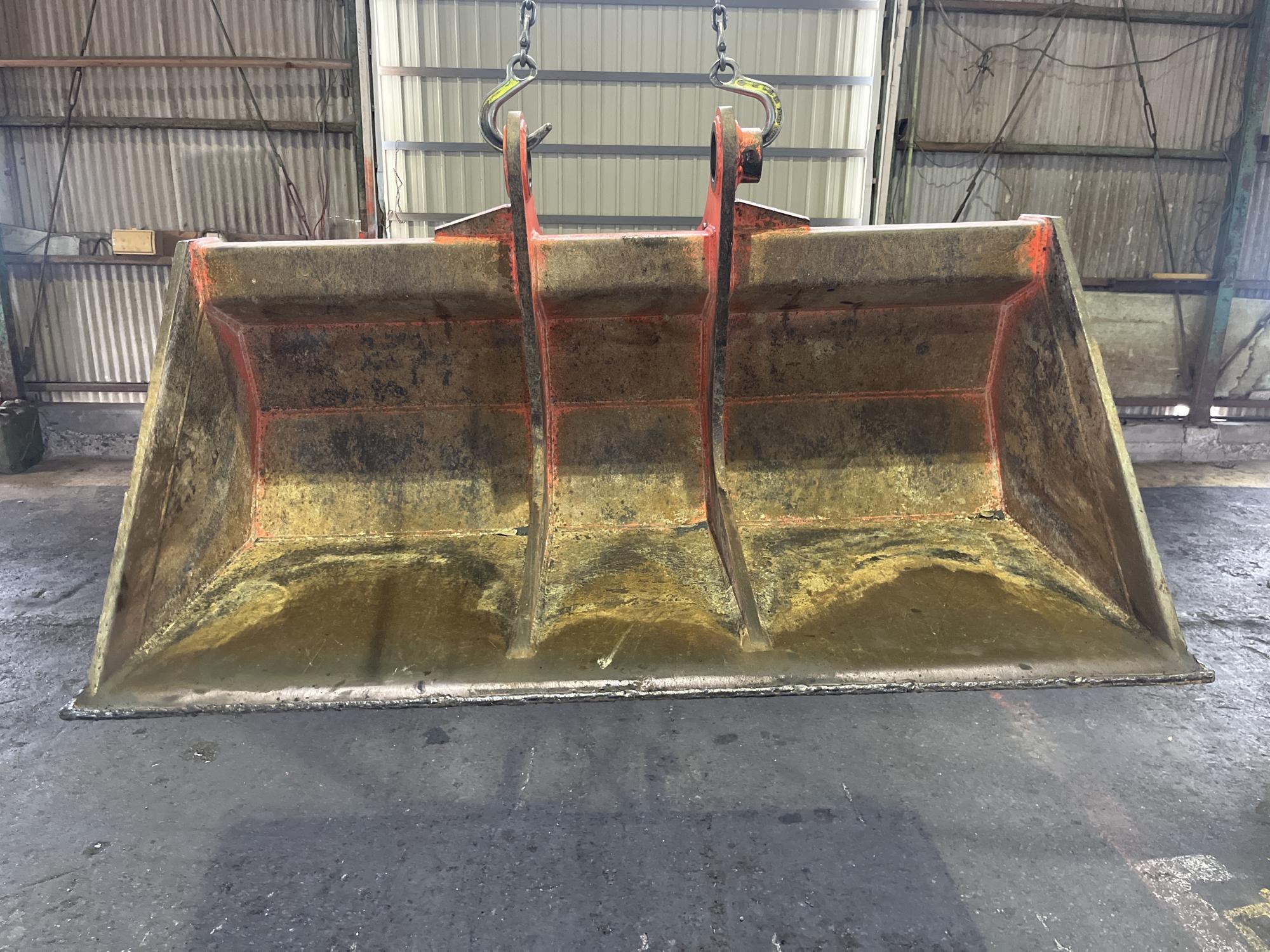 タグチ認定中古 法面バケット　10～14ton　Y1-122